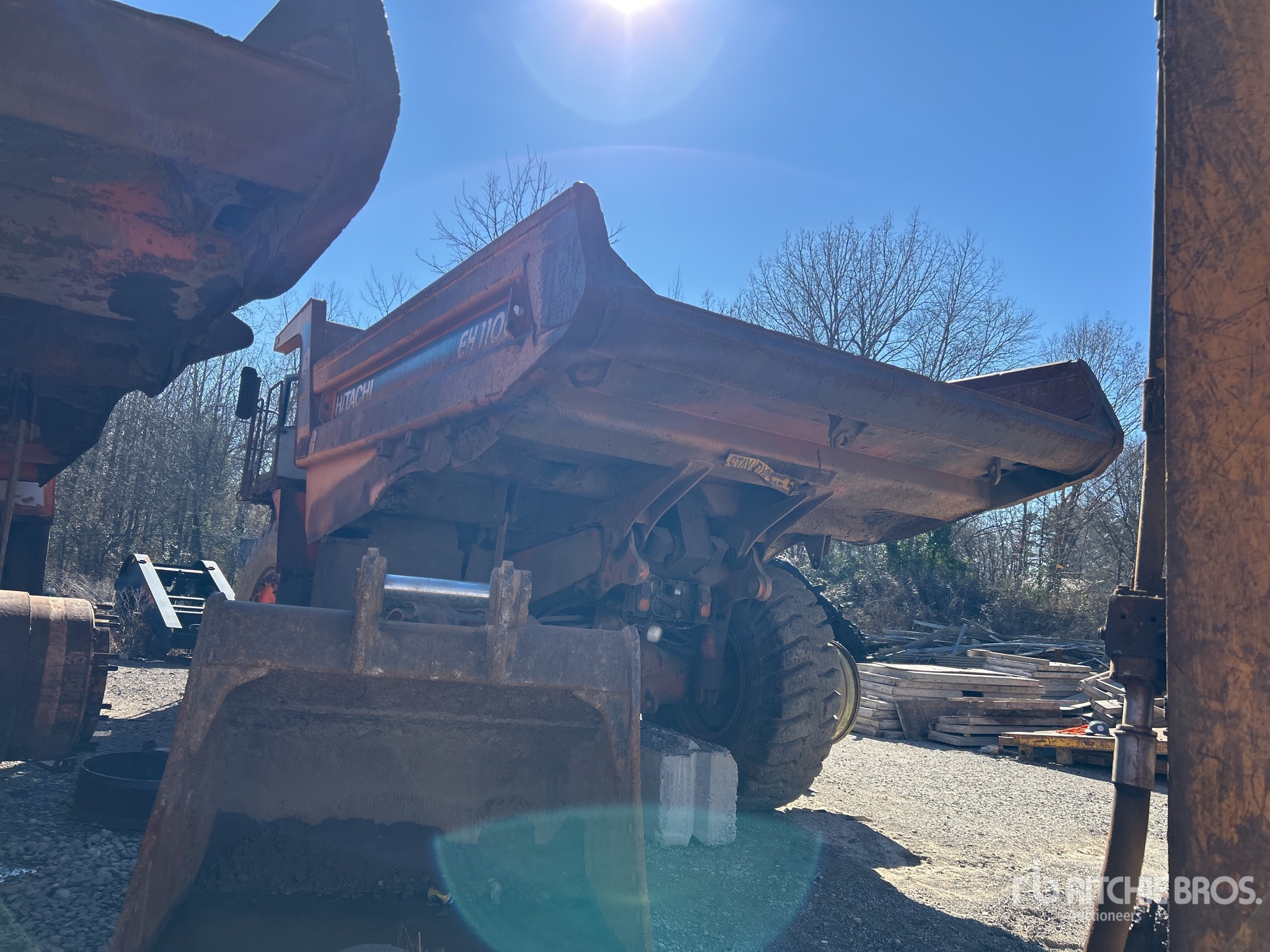 General Appearance with Imagen: esquina trasera izquierda