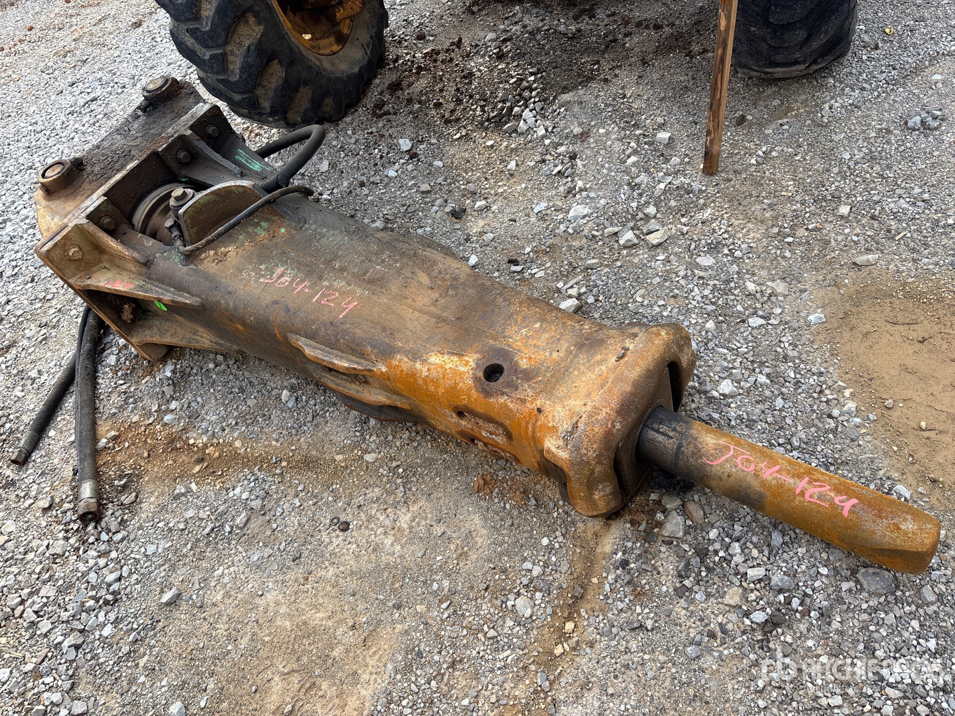 General Appearance with Picture, Left Rear Corner