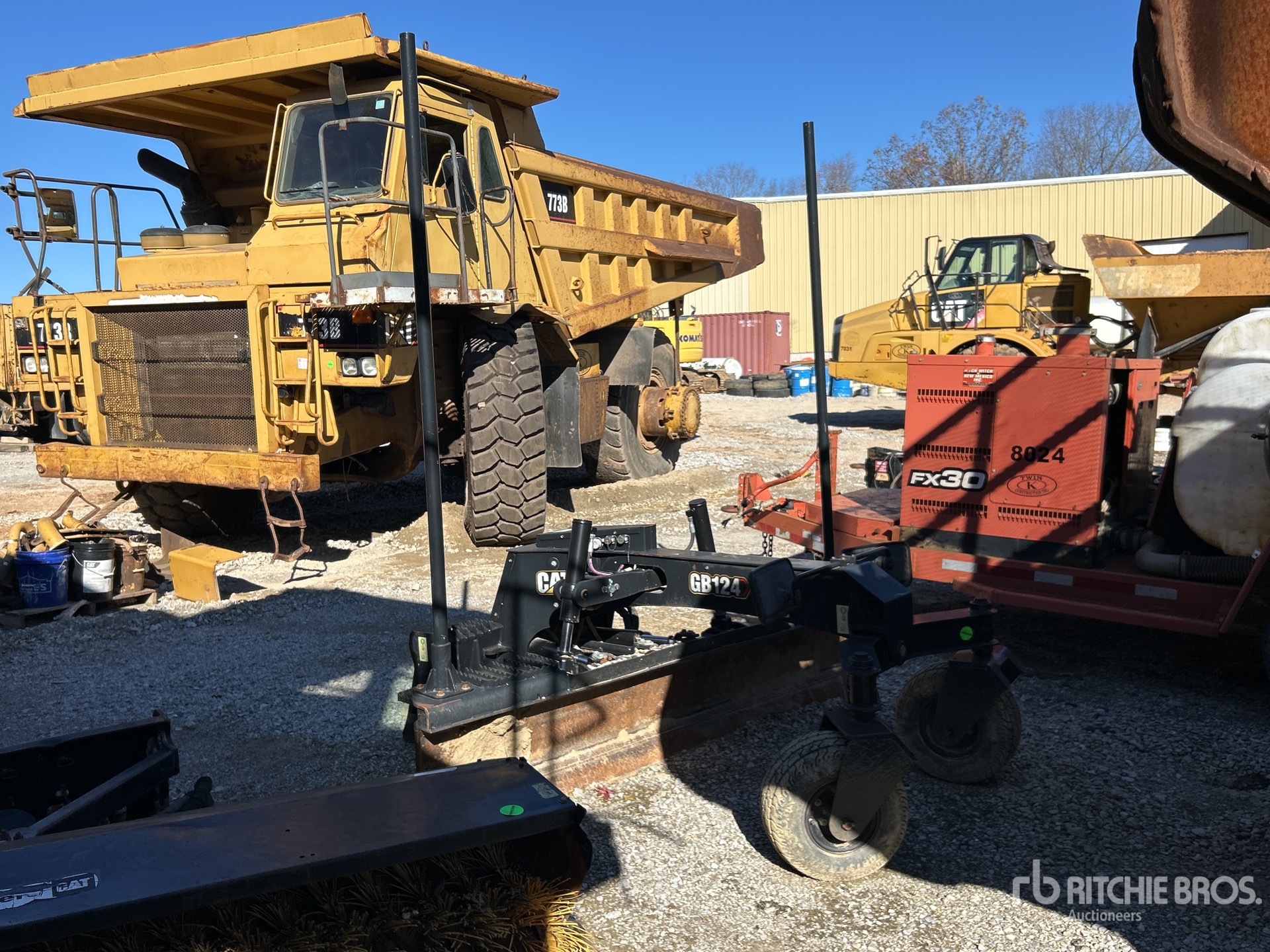 General Appearance with Picture, Right Front Corner