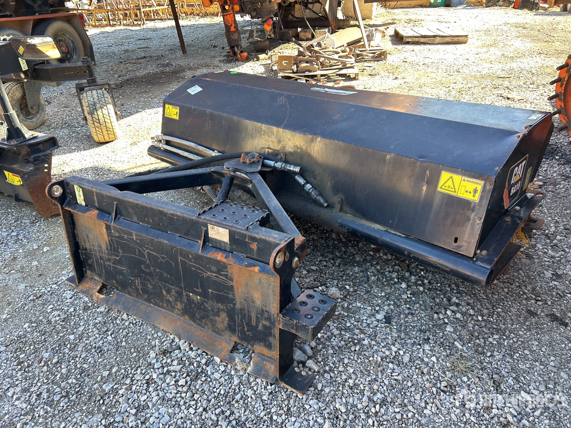 General Appearance with Imagen: esquina trasera derecha