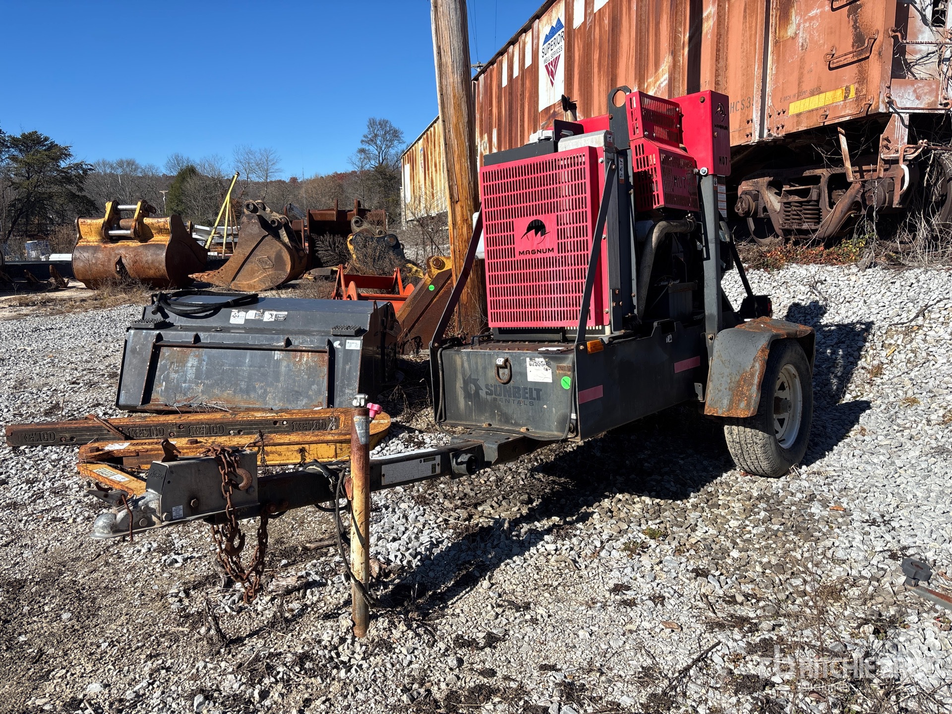 General Appearance with Foto, angolo anteriore sinistro