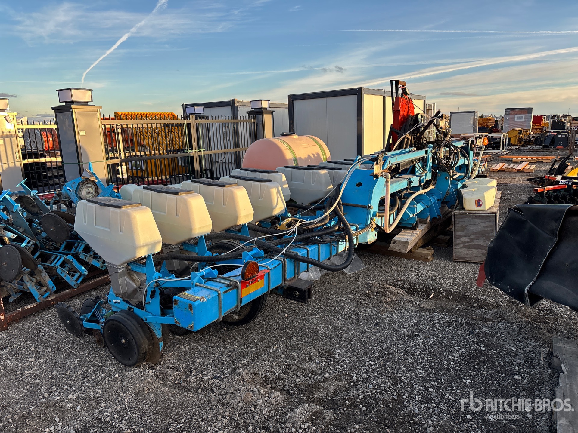 General Appearance with Foto, angolo anteriore destro