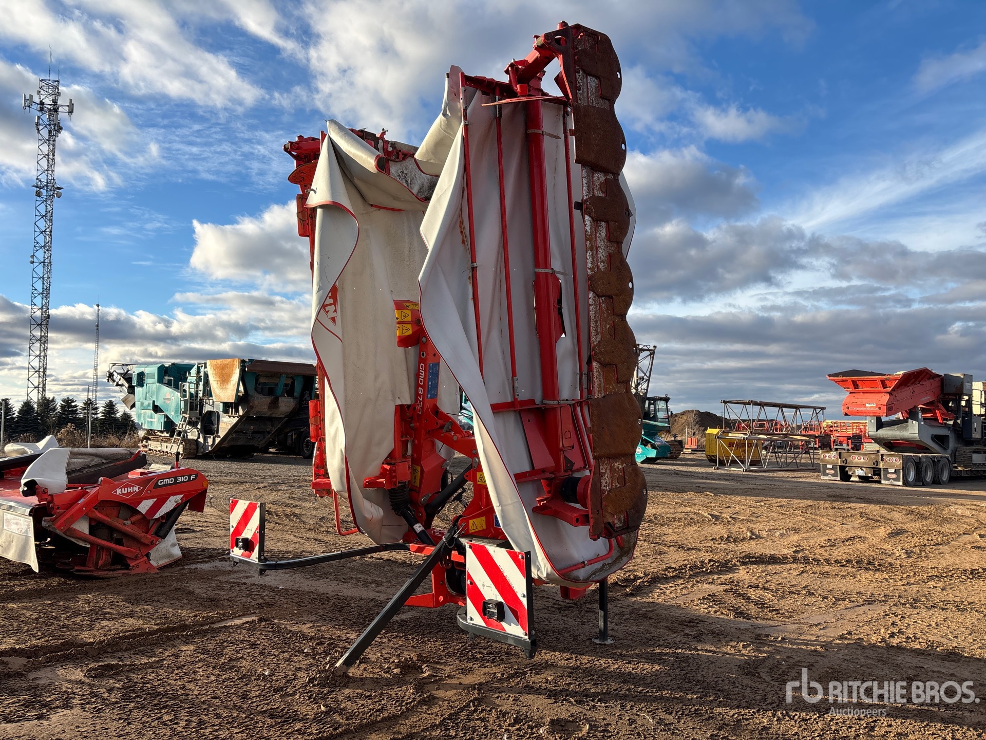 General Appearance with Foto, angolo anteriore sinistro