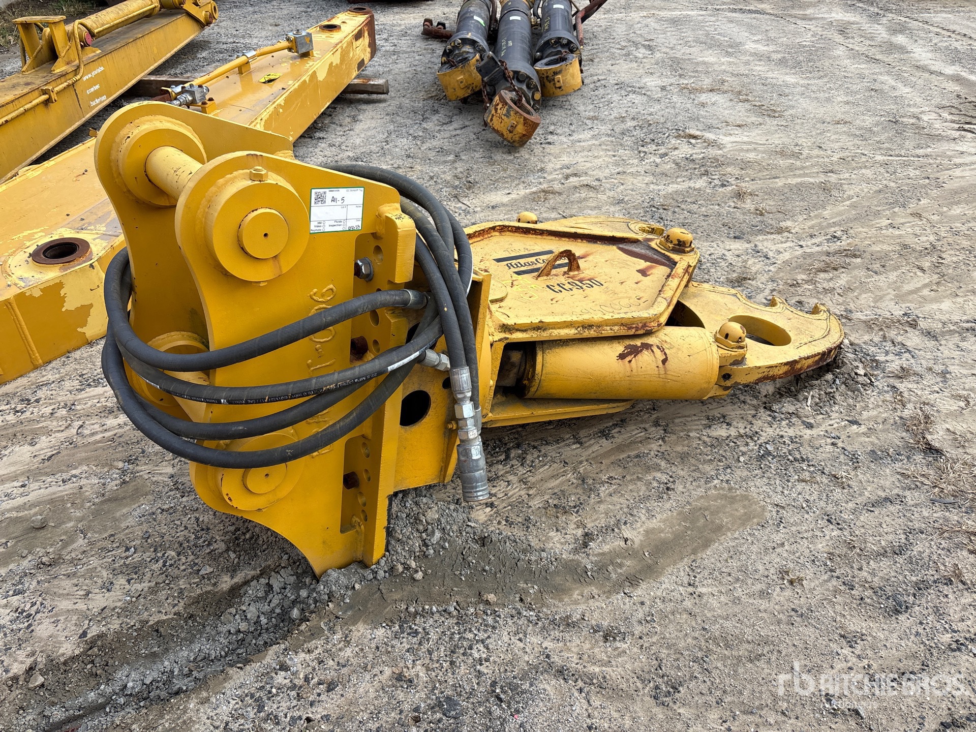 Aspect général with Image, coin arrière droit