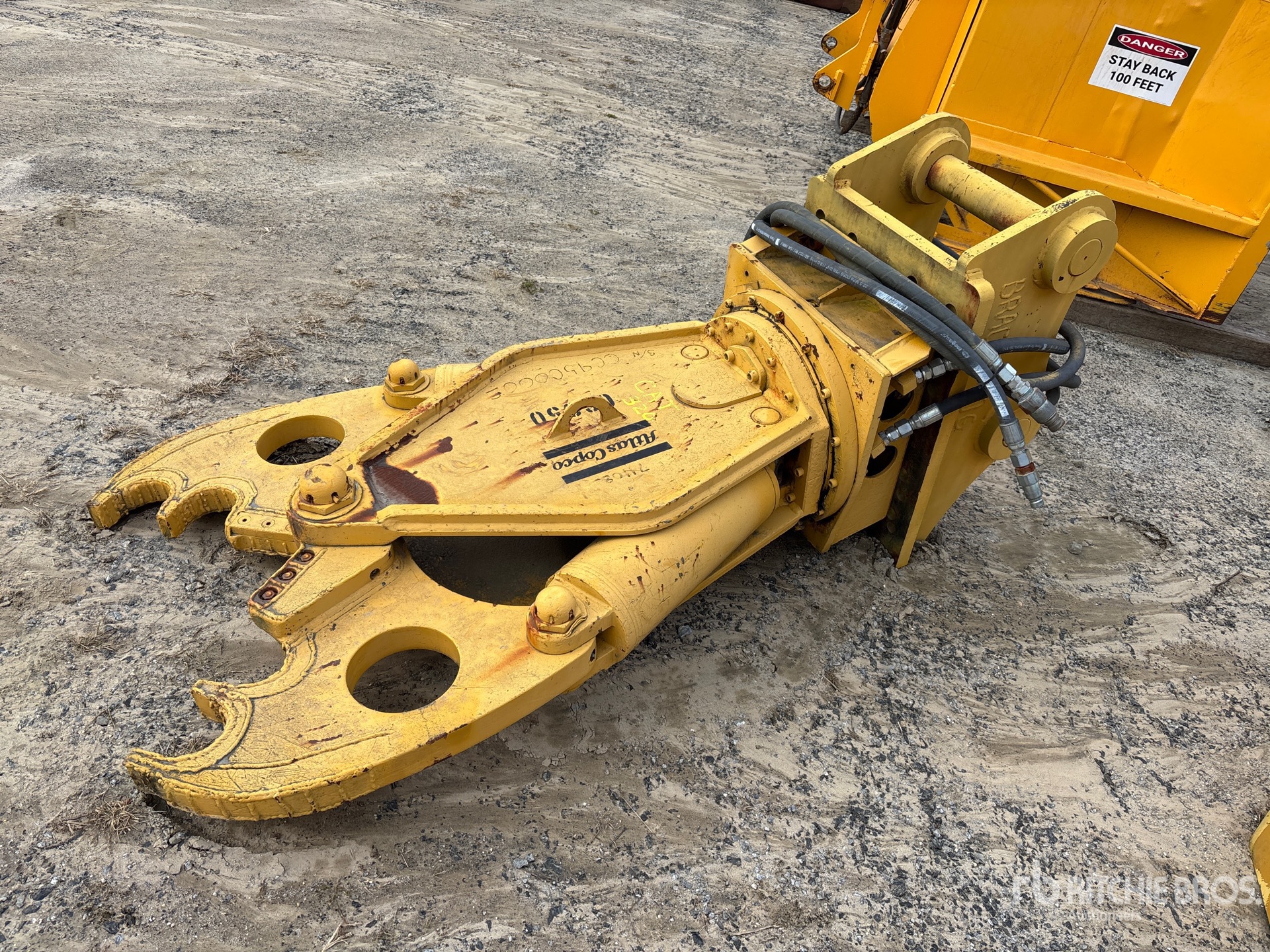 Aspect général with Image, coin avant gauche