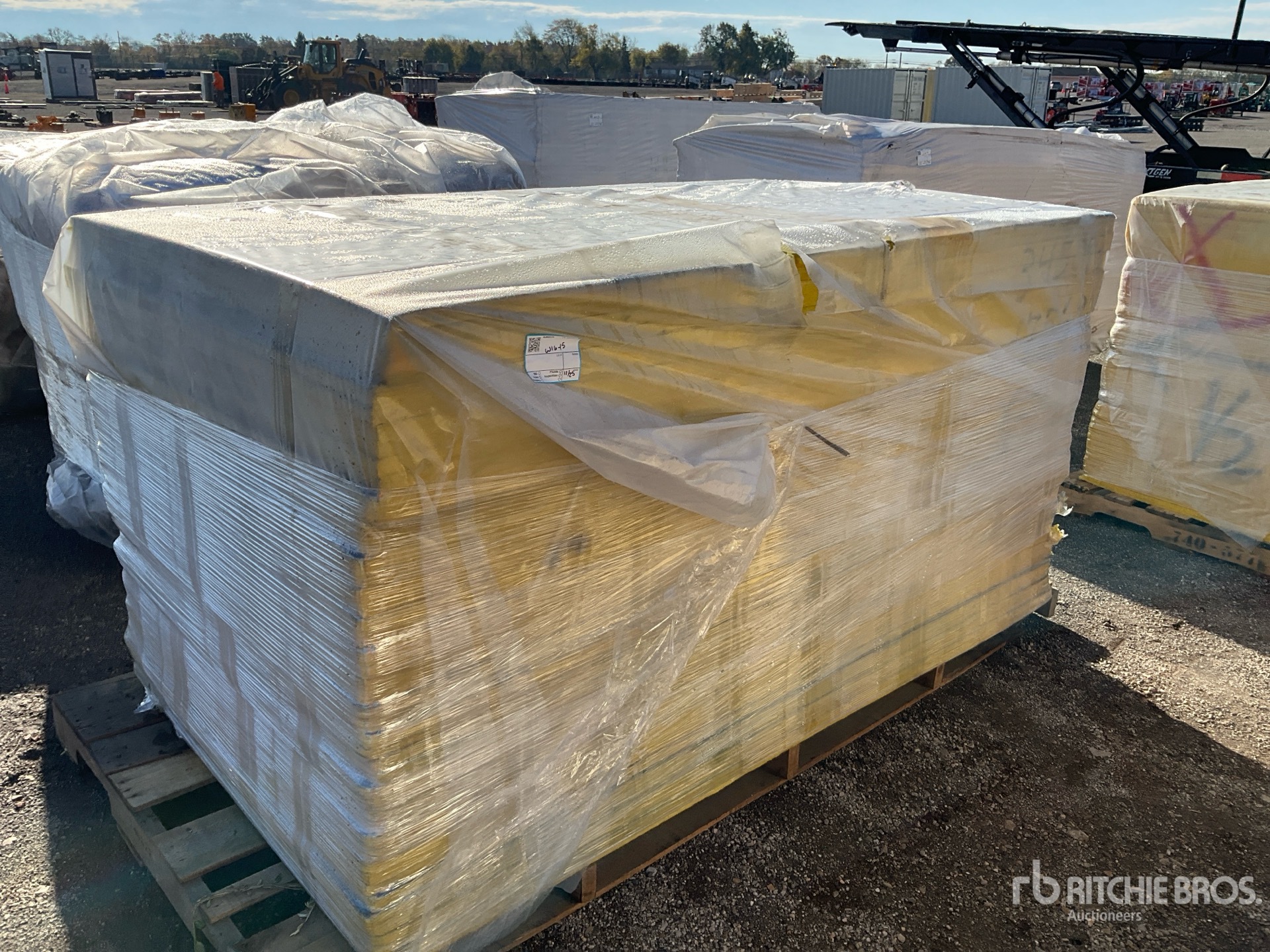 General Appearance with Bild, Ecke vorne links