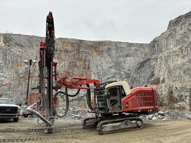2018 Sandvik DX900i T4 Crawler Mounted Blasthole Drill