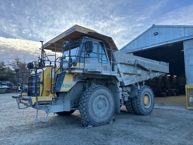 2022 Komatsu HD325-8 Haul Truck 2022 Komatsu HD325-8 Haul Truck