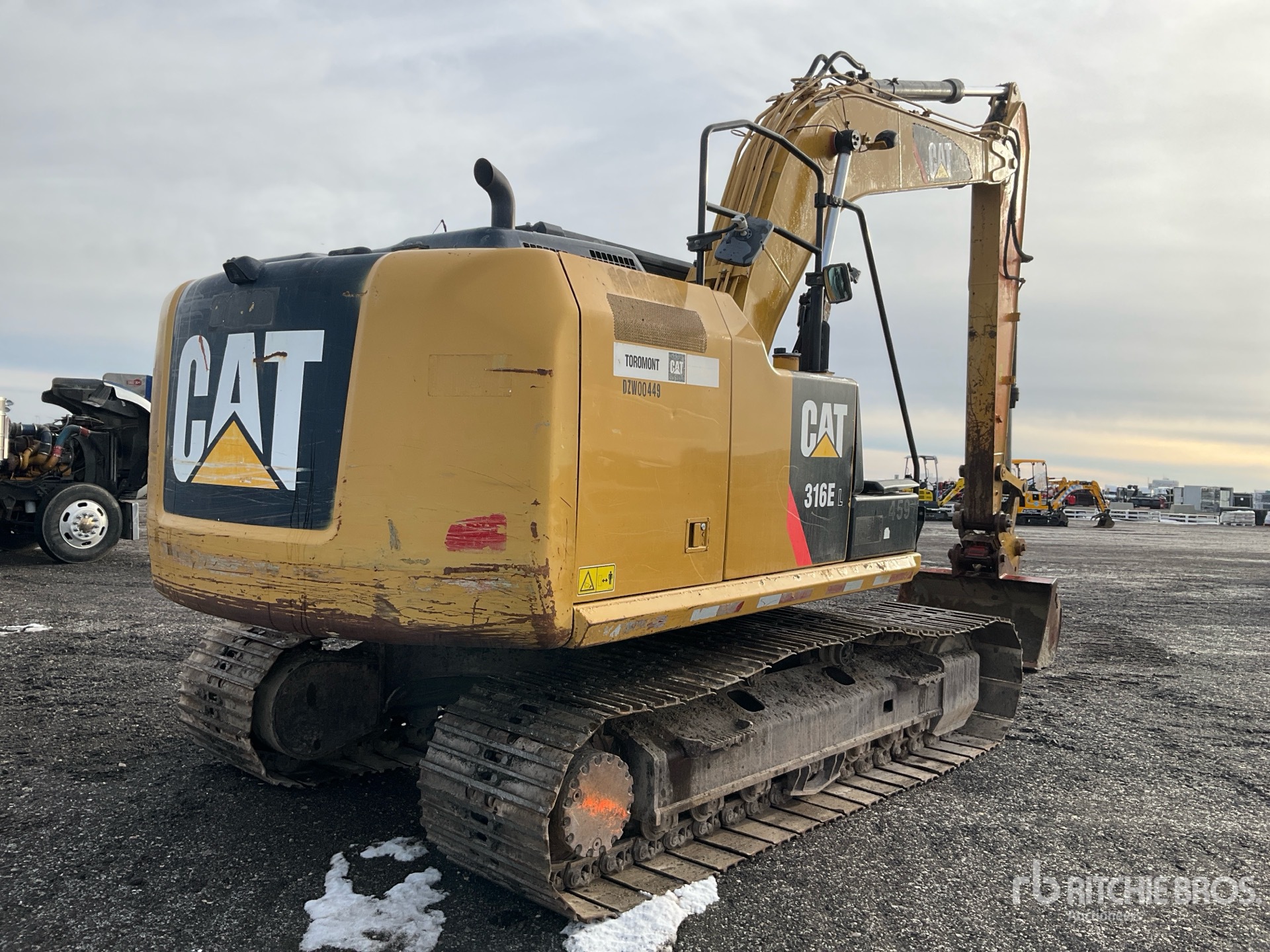 General Appearance with Imagen: esquina trasera derecha