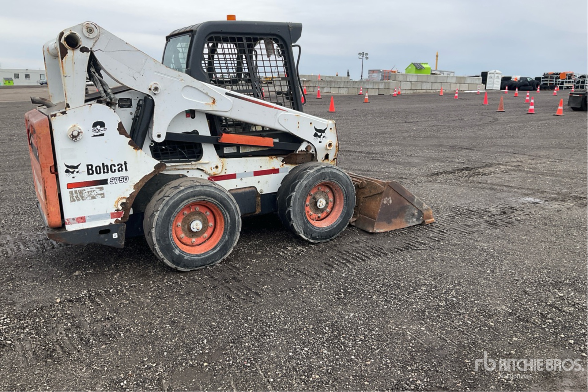 General Appearance with Imagen: esquina trasera derecha