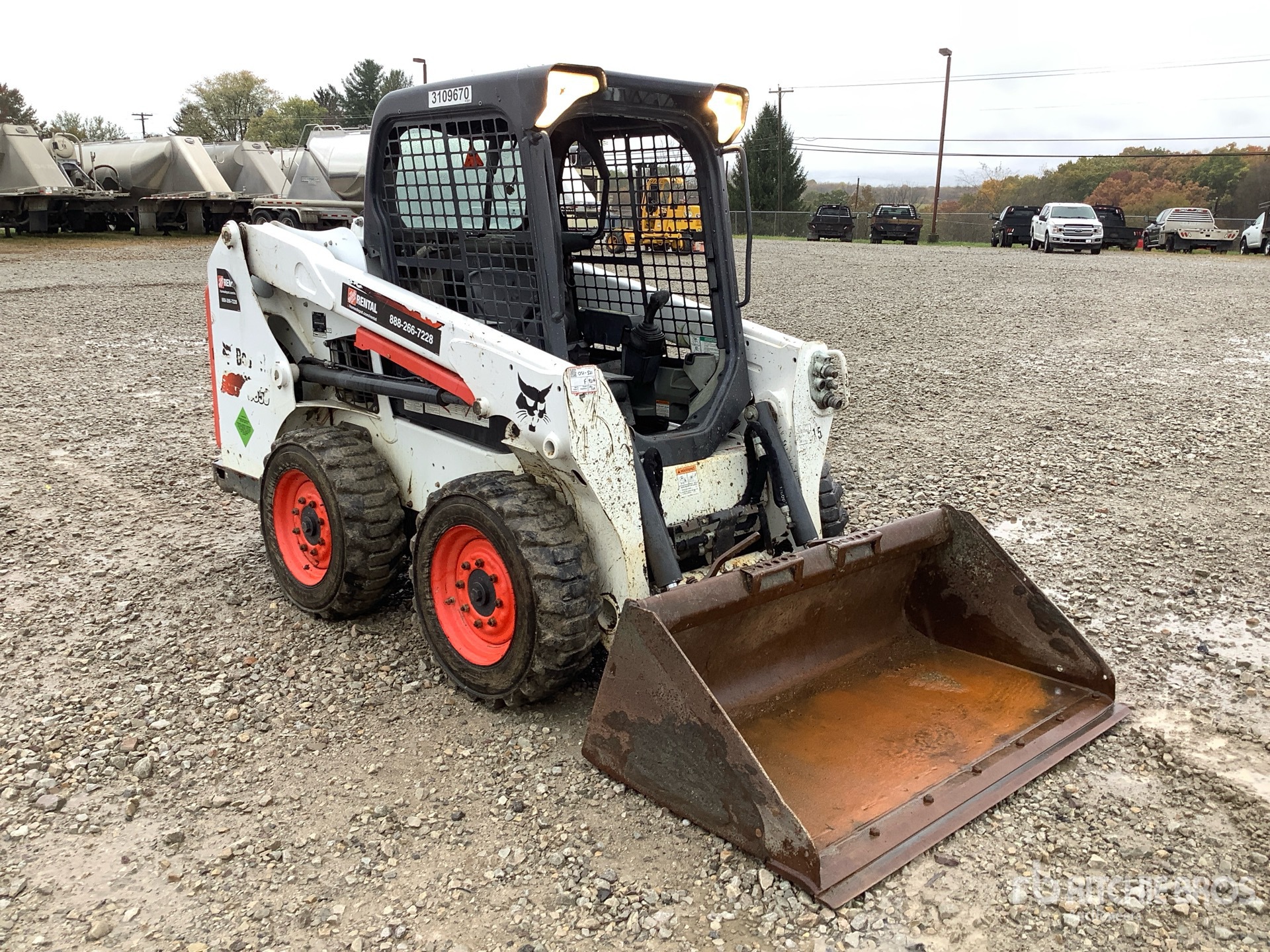 General Appearance with Picture, Right Front Corner