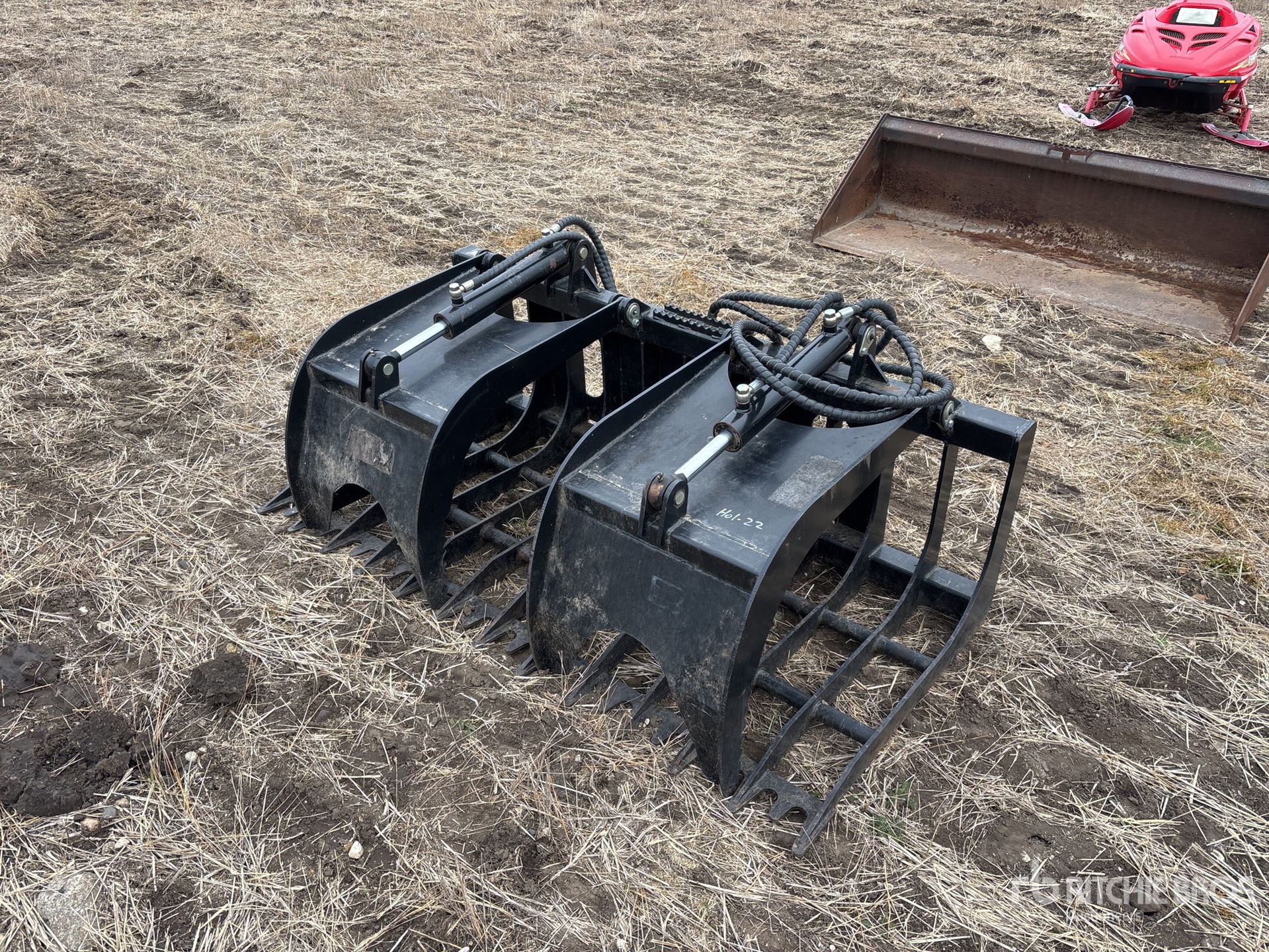 General Appearance with Bild, Ecke vorne links