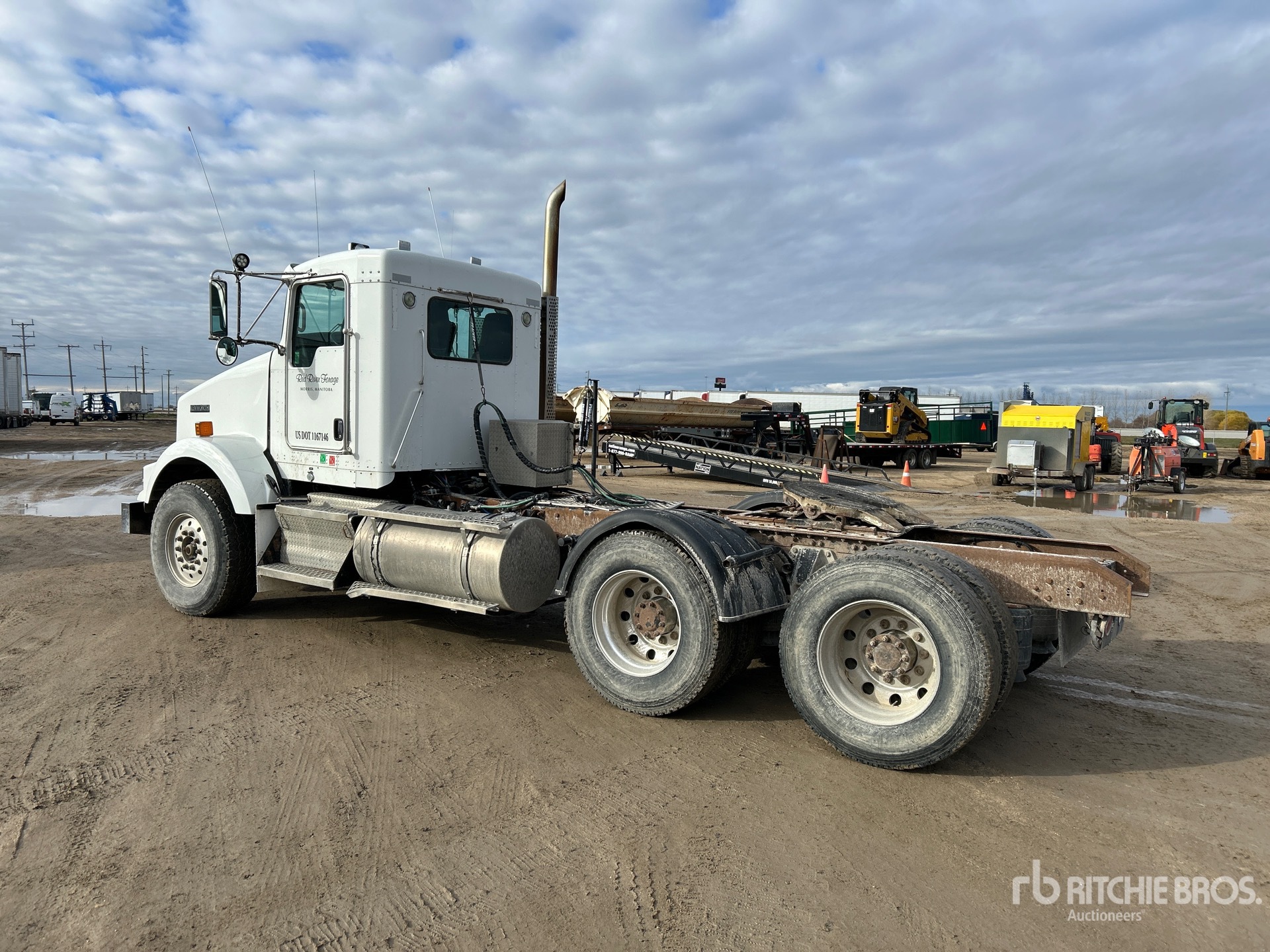 Aspect général with Image, coin arrière gauche