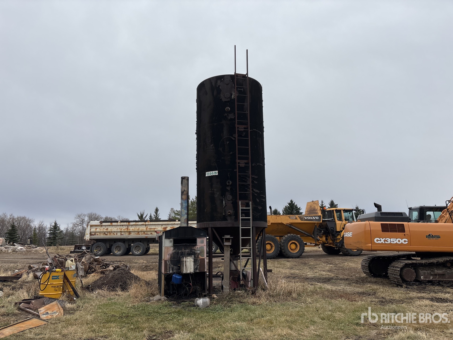 General Appearance with Picture, Left Front Corner