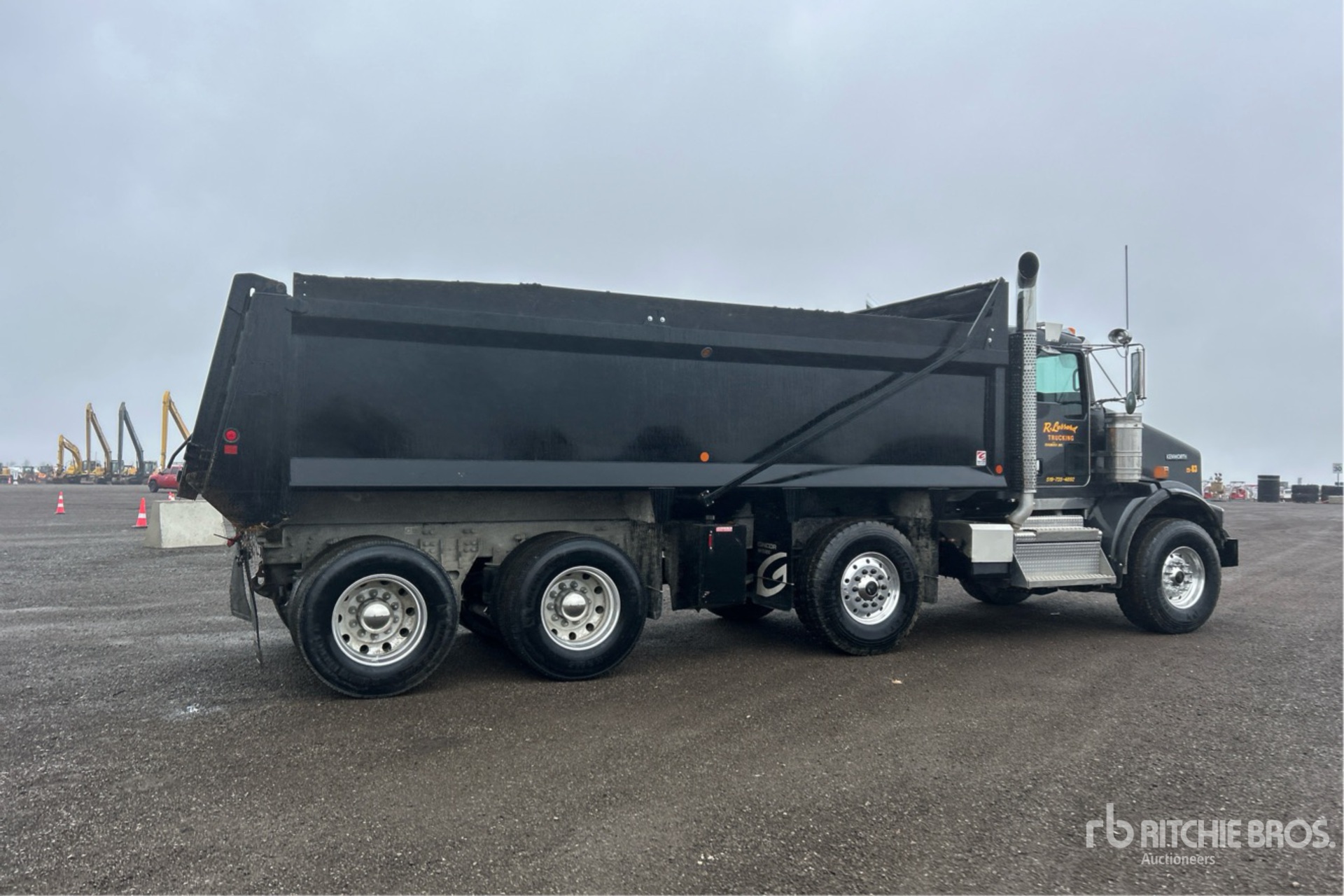 General Appearance with Imagen: esquina trasera derecha