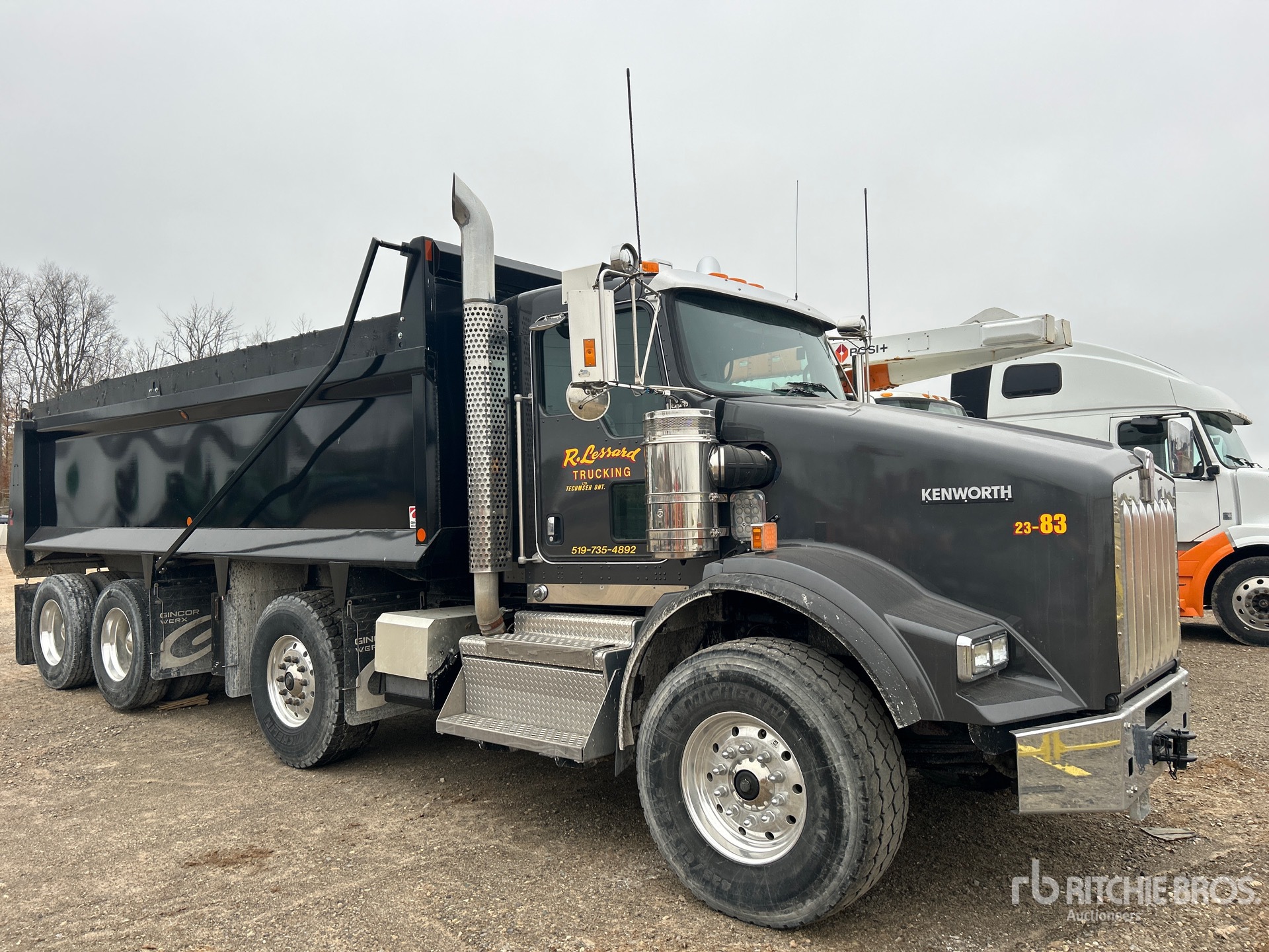 General Appearance with Picture, Right Front Corner