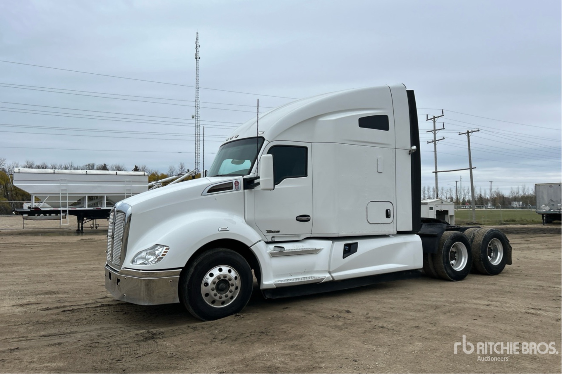 General Appearance with Picture, Left Front Corner