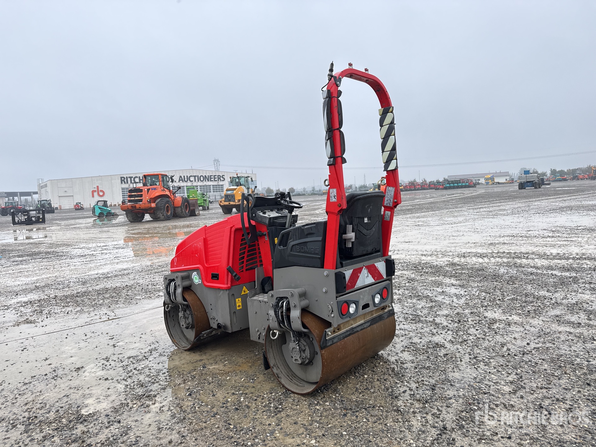 General Appearance with Zdjęcie, lewy dolny róg