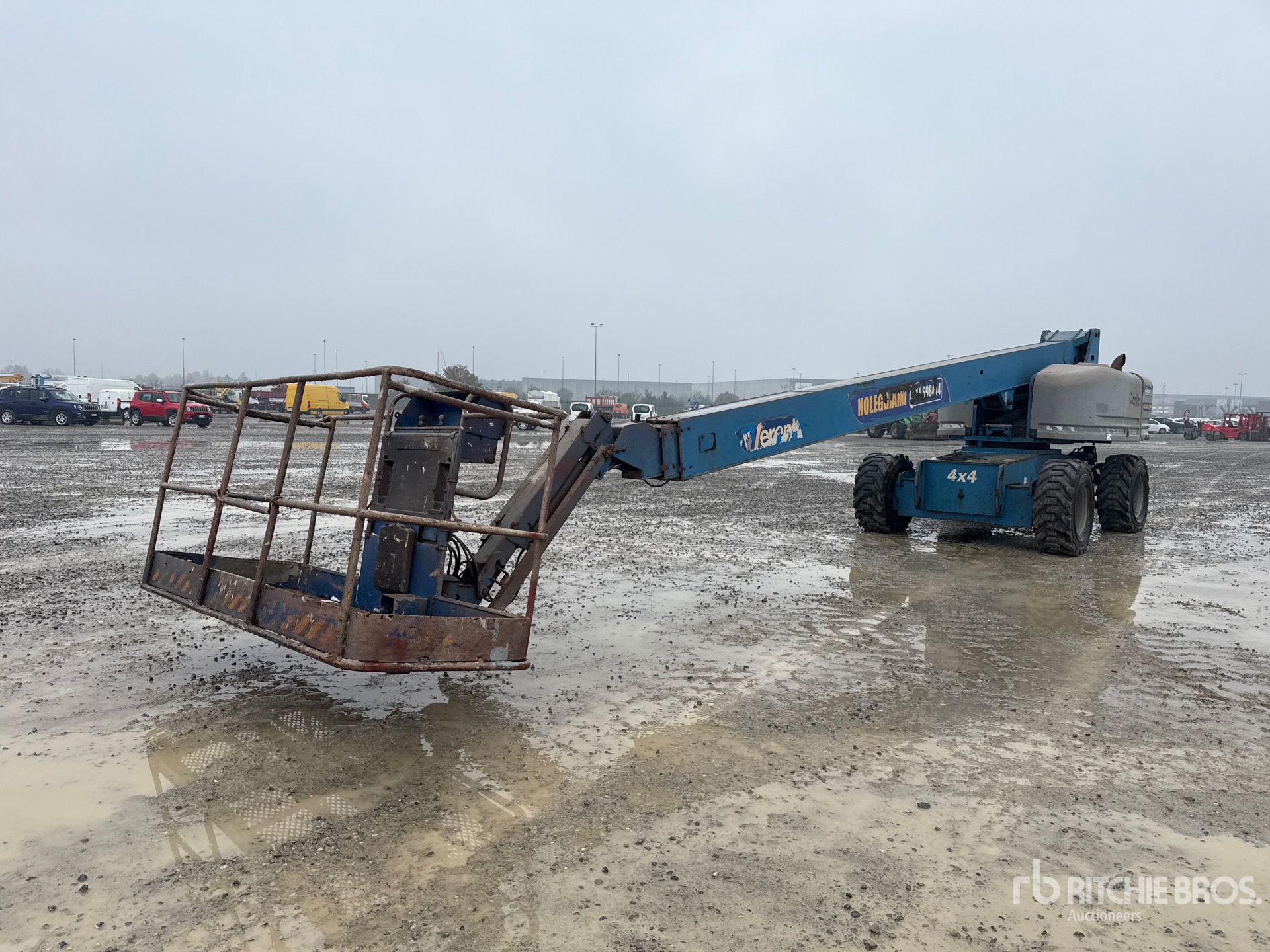 General Appearance with Picture, Left Front Corner