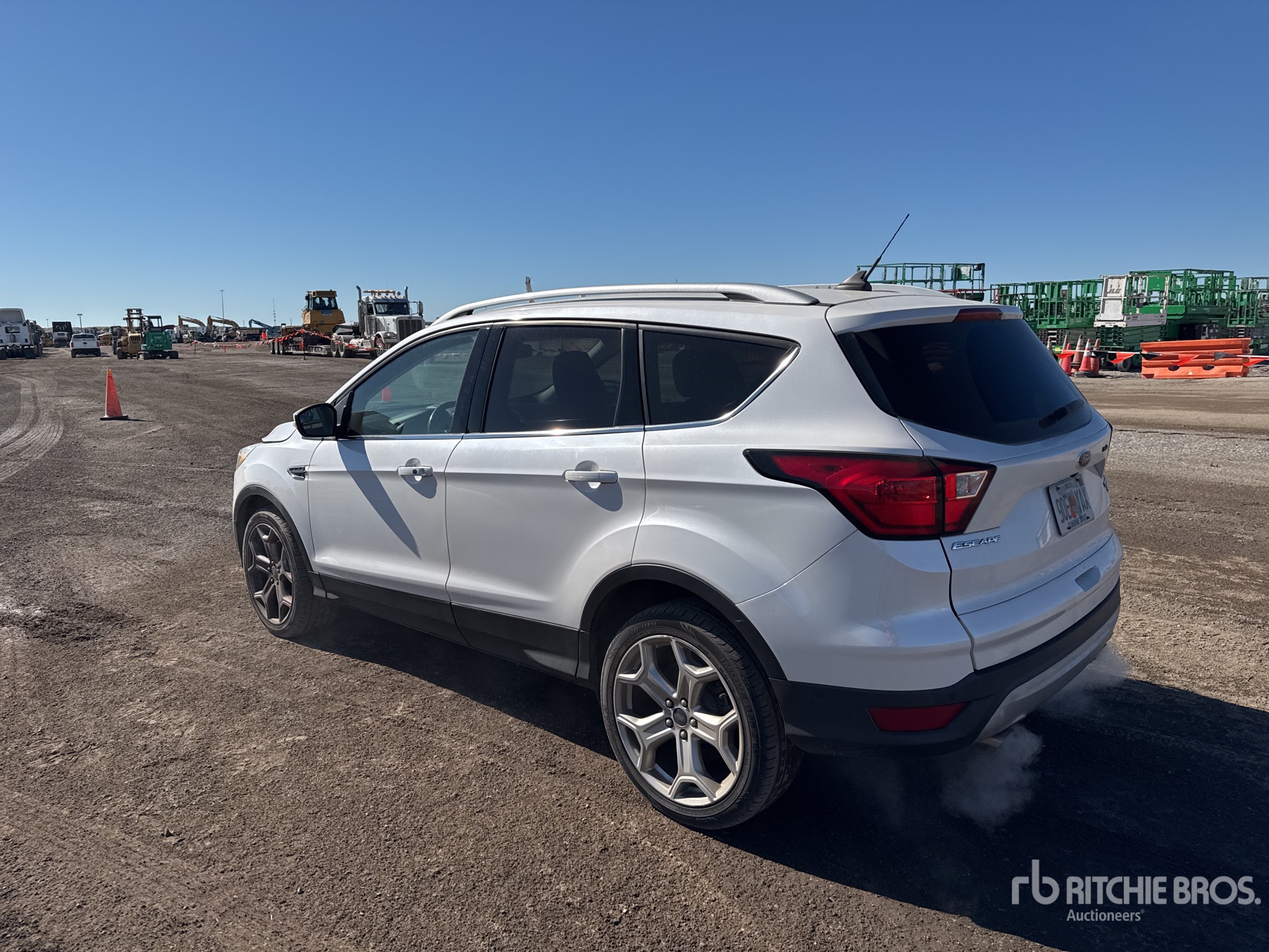 General Appearance with Picture, Left Rear Corner