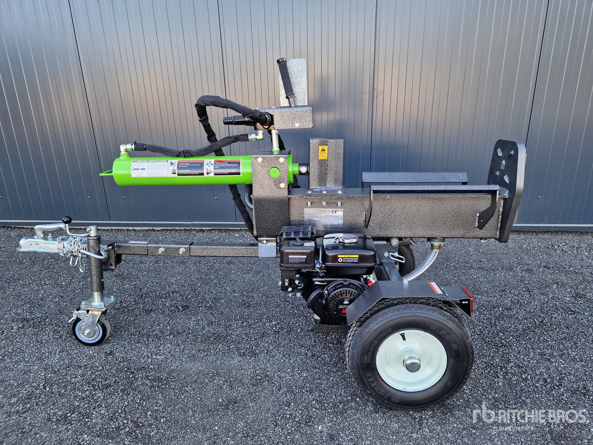 General Appearance with Picture, Left Front Corner