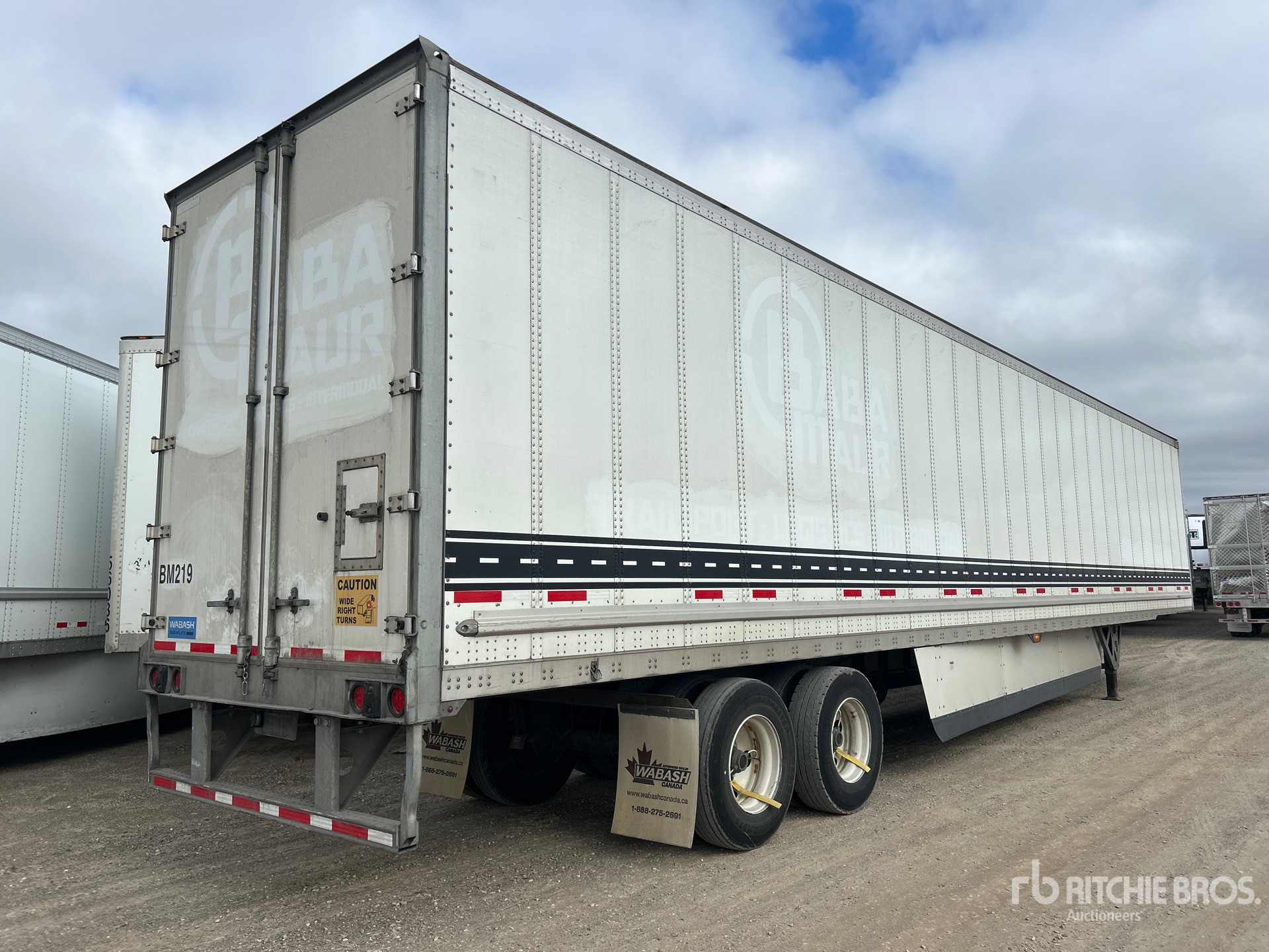 General Appearance with Bild, Ecke hinten rechts