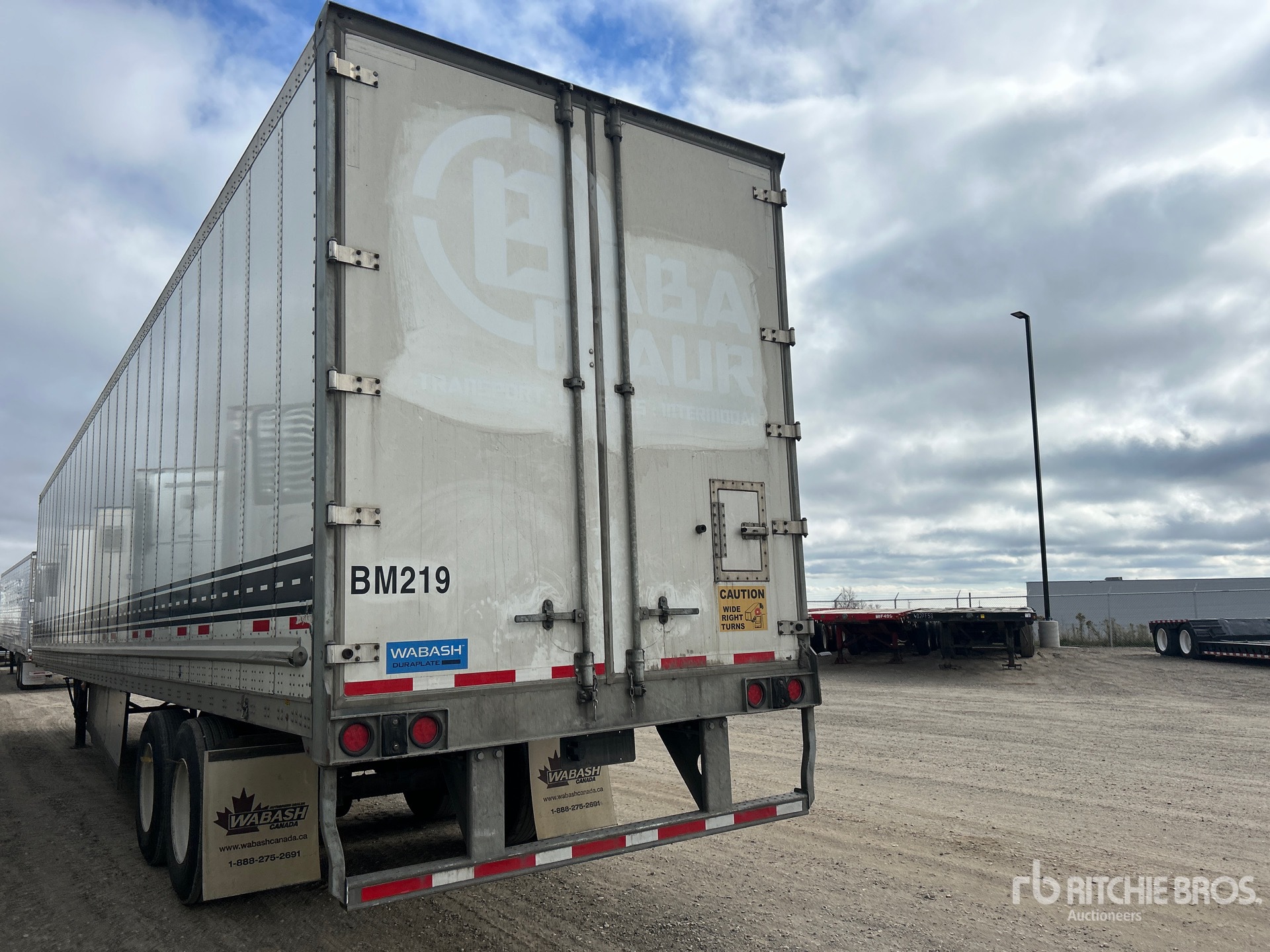 General Appearance with Bild, Ecke hinten links