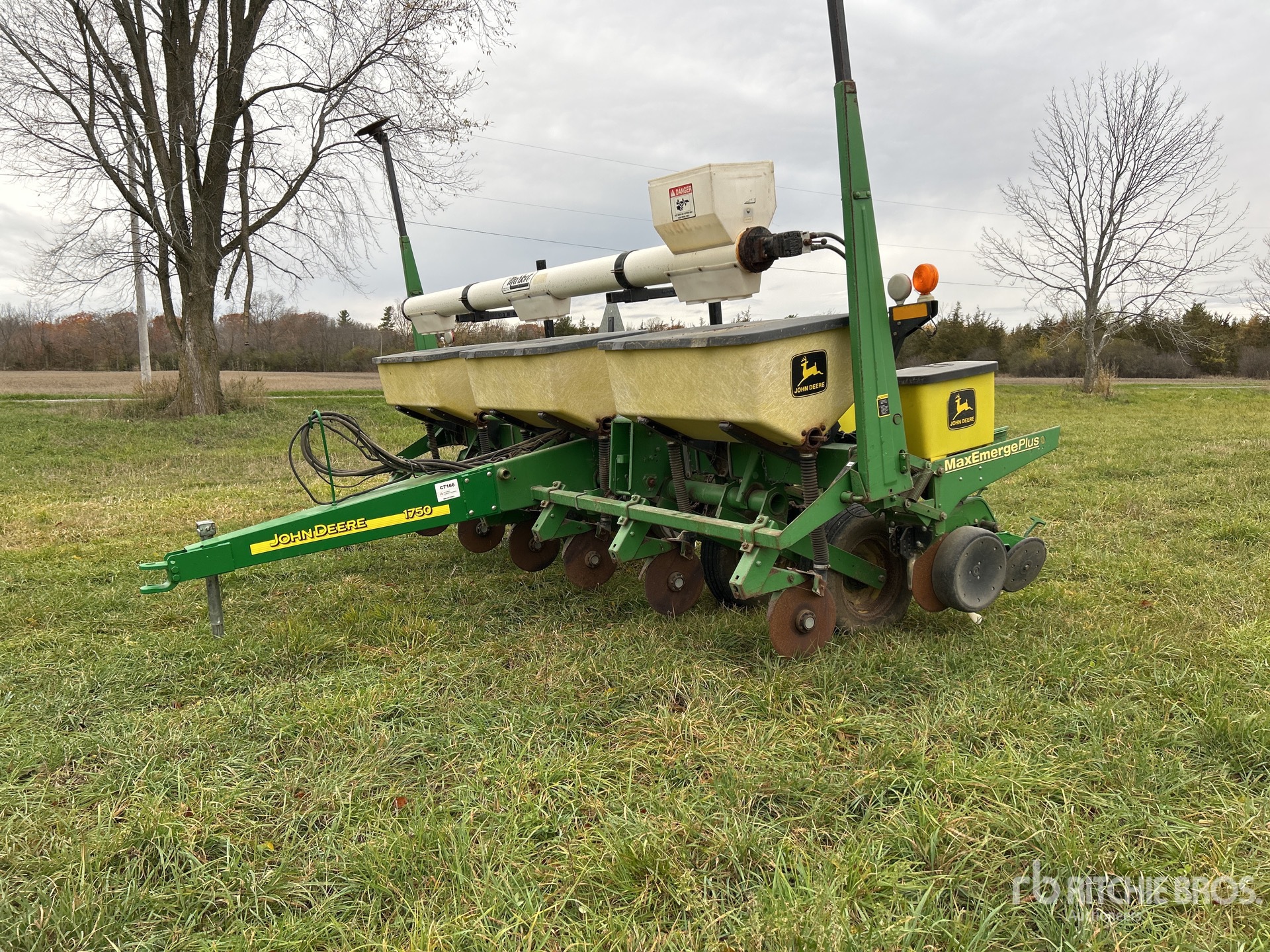 General Appearance with Featured Photo