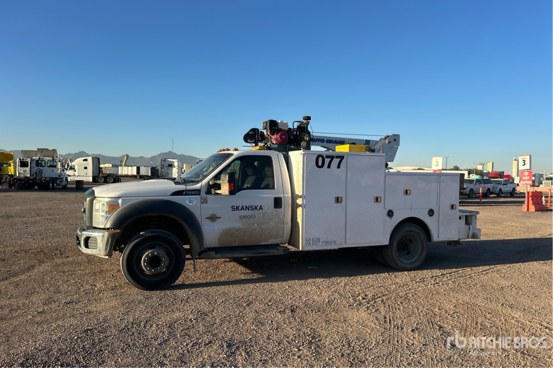 General Appearance with Picture, Left Front Corner