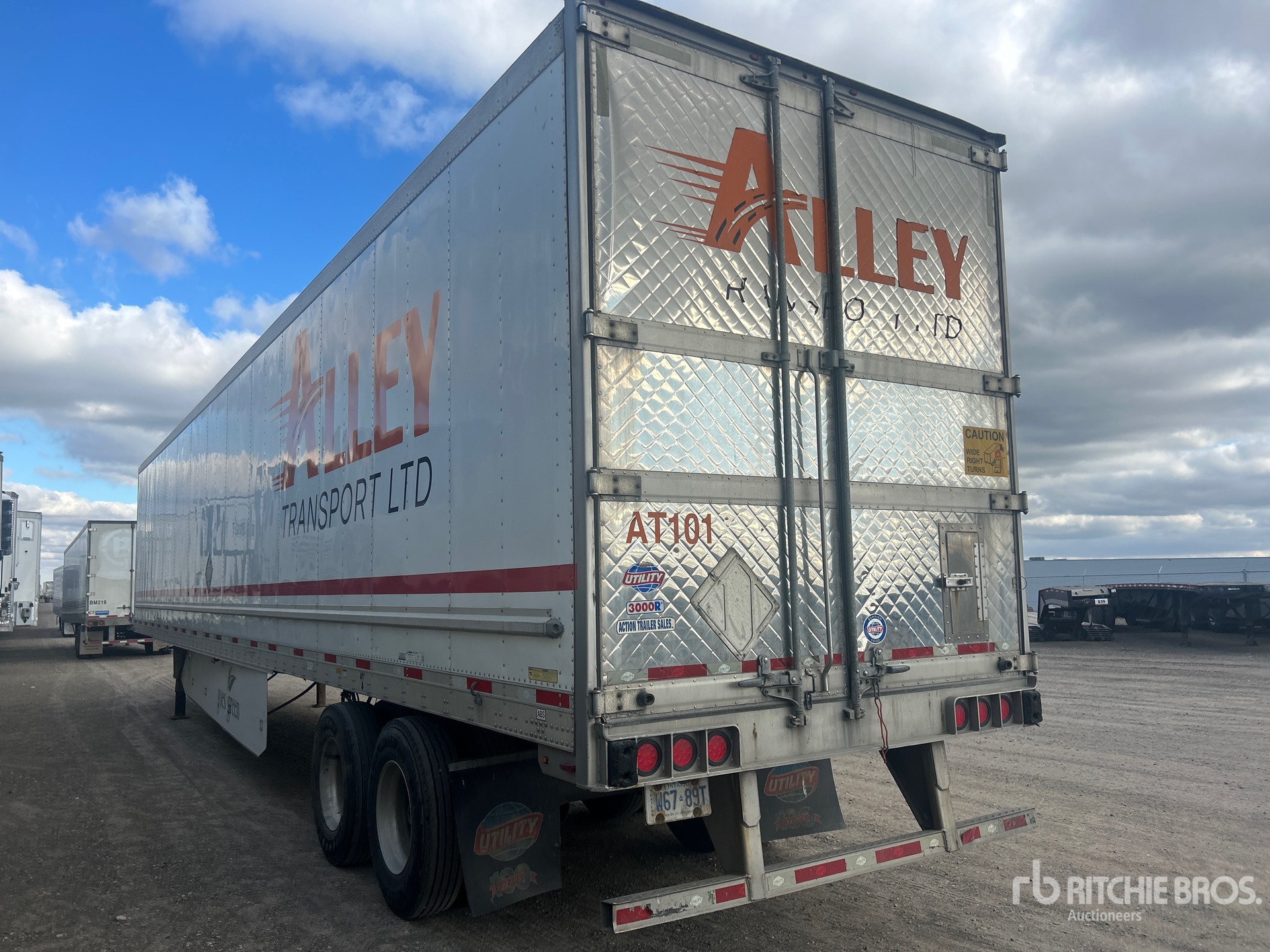 General Appearance with Bild, Ecke hinten links