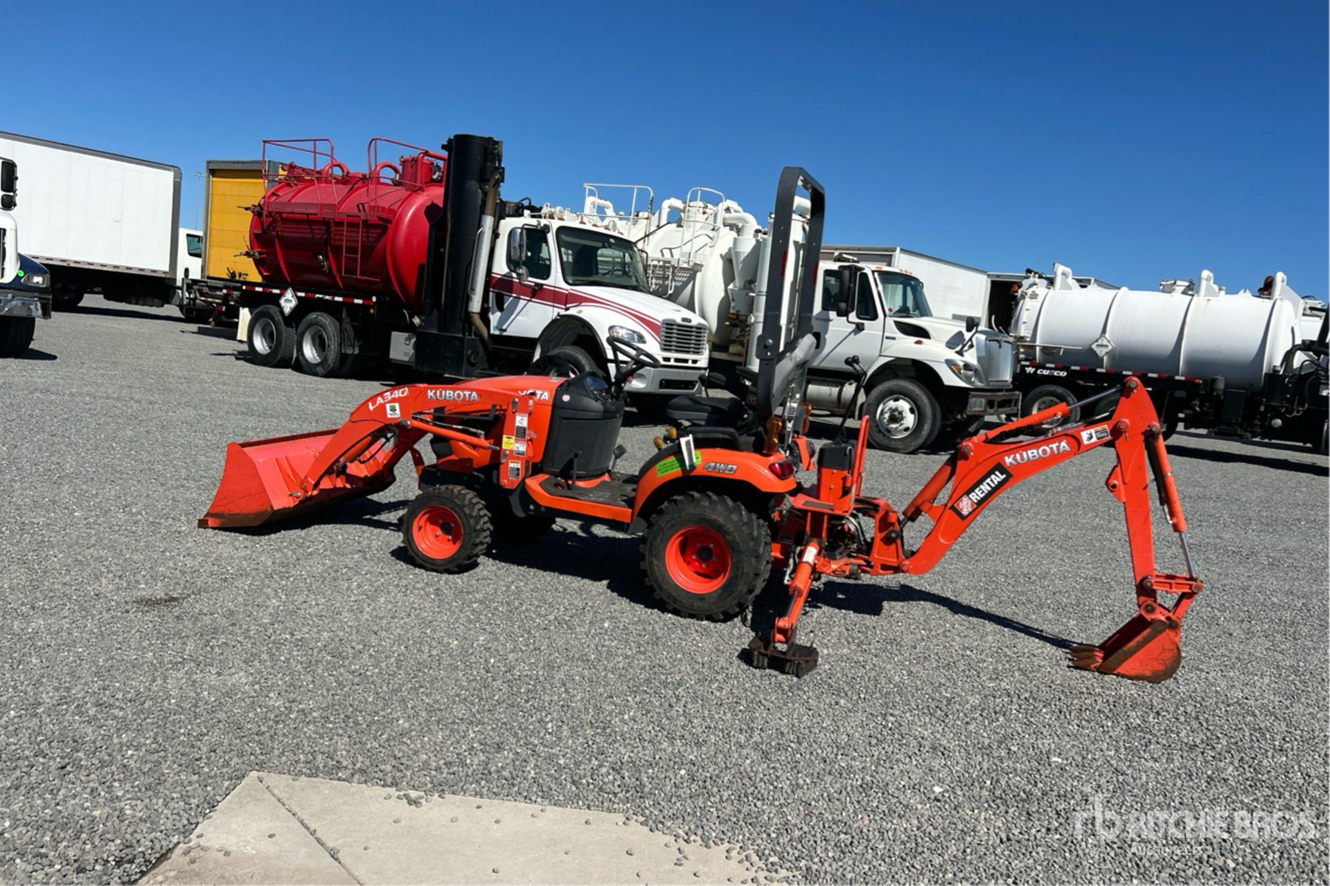 General Appearance with Picture, Left Rear Corner