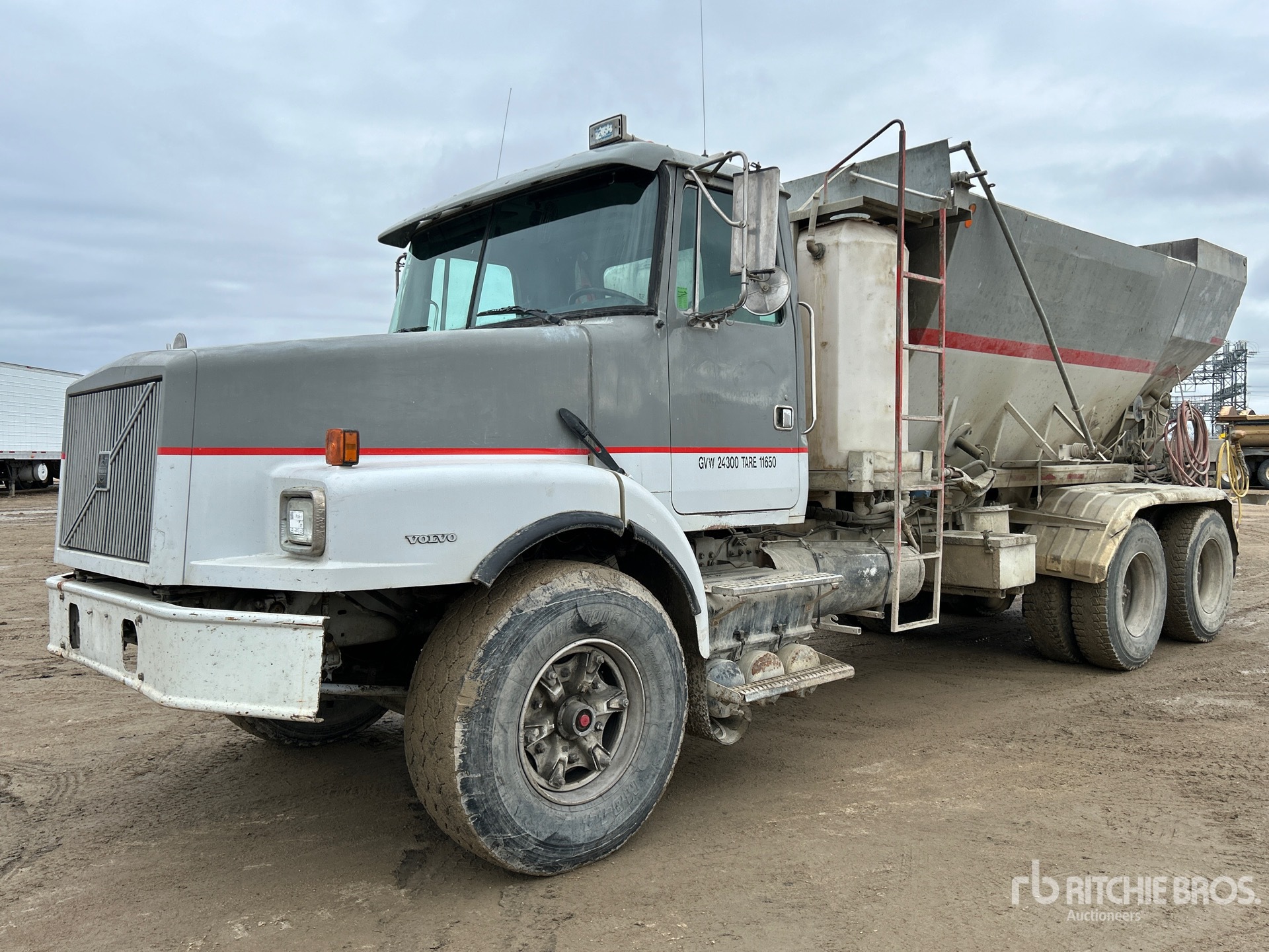 General Appearance with Featured Photo