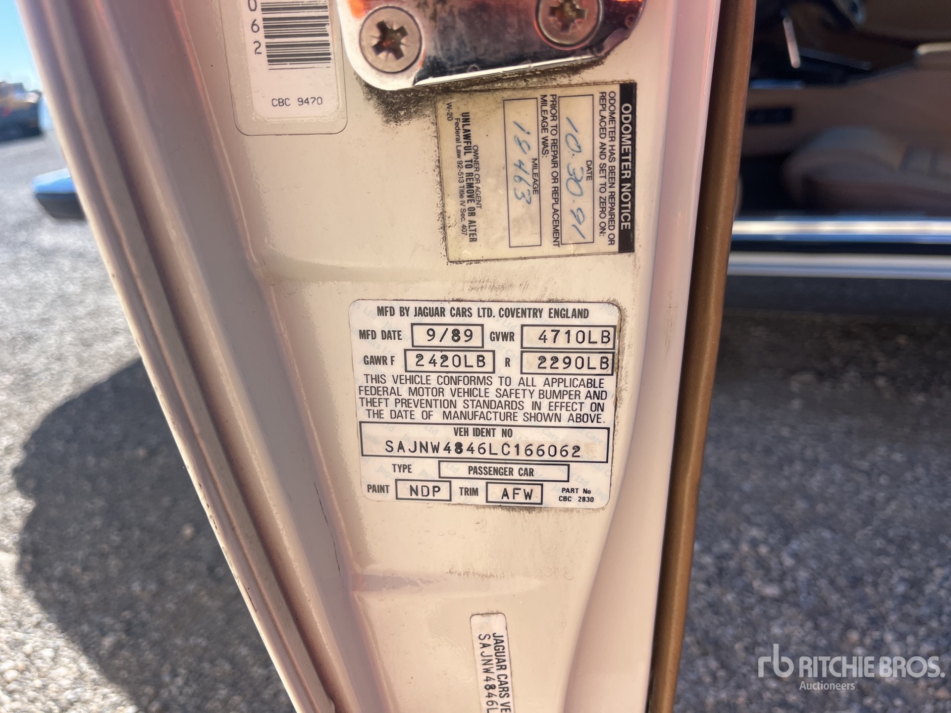 General Appearance with Numéro de série/Numéro d'identification du véhicule automobile