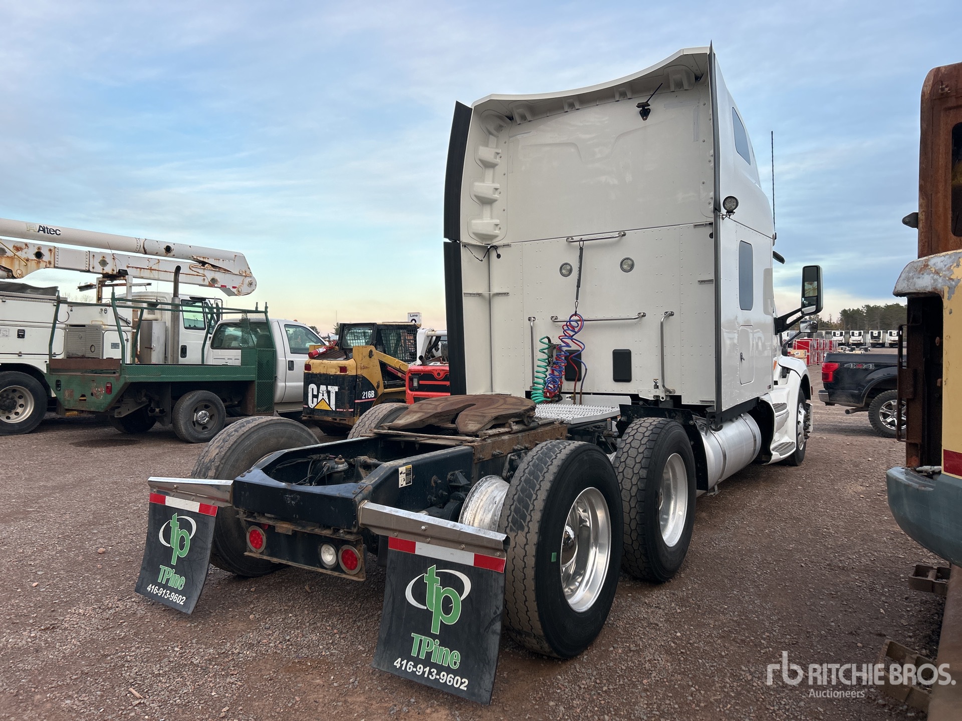 General Appearance with Imagen: esquina trasera derecha