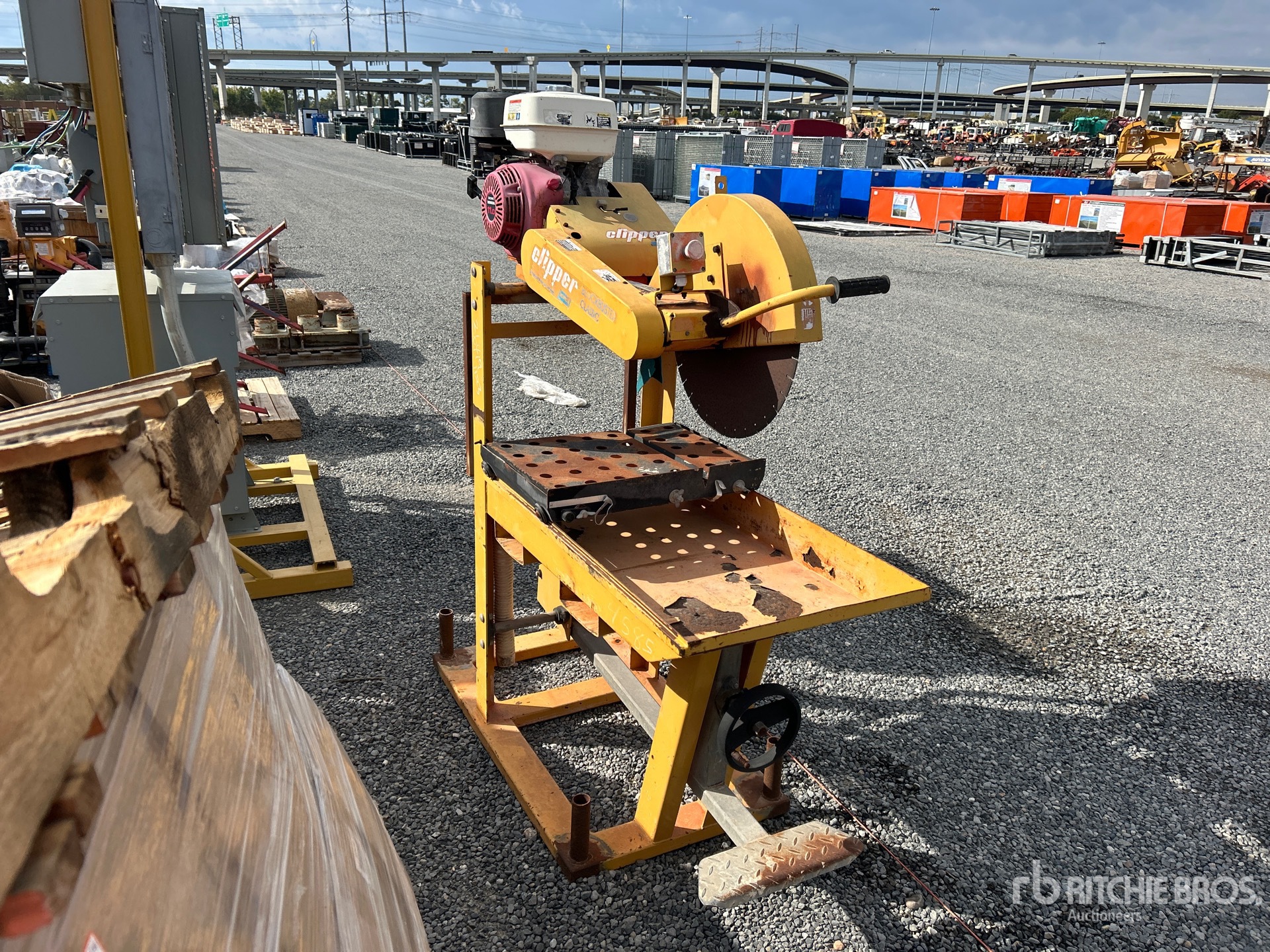 General Appearance with Imagen: esquina delantera derecha