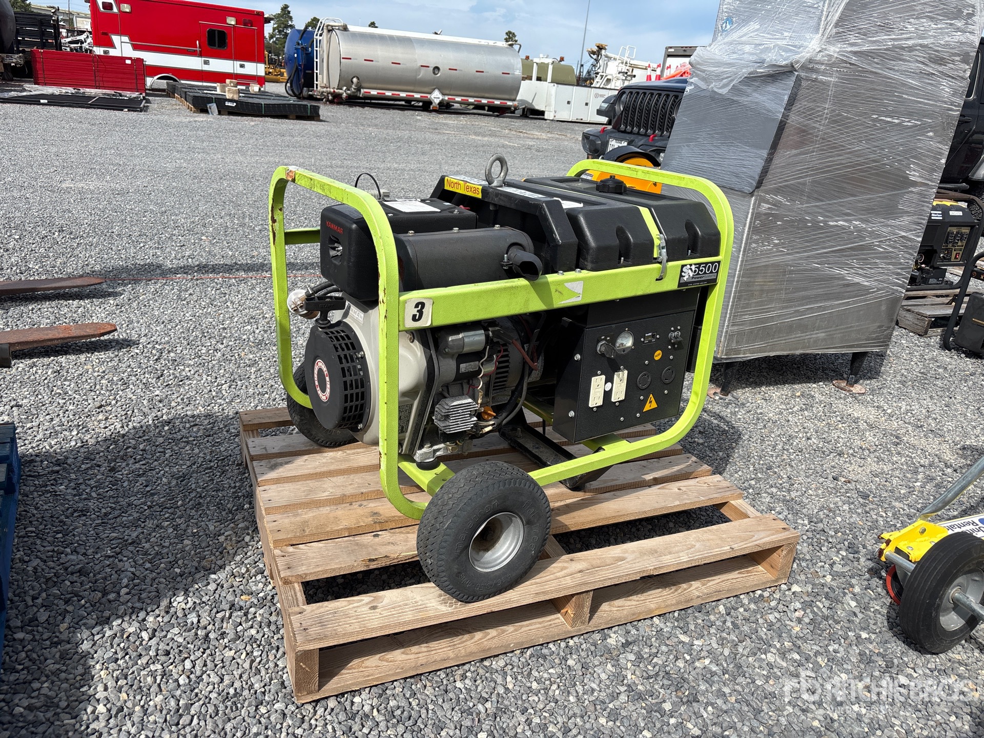 General Appearance with Picture, Right Rear Corner