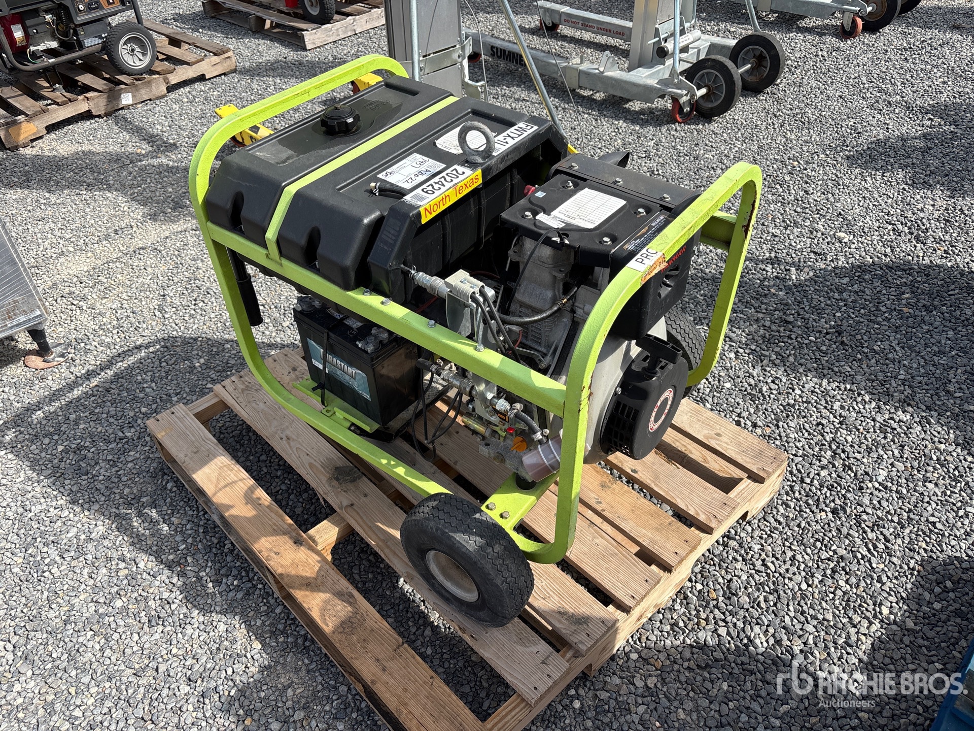 General Appearance with Picture, Left Rear Corner