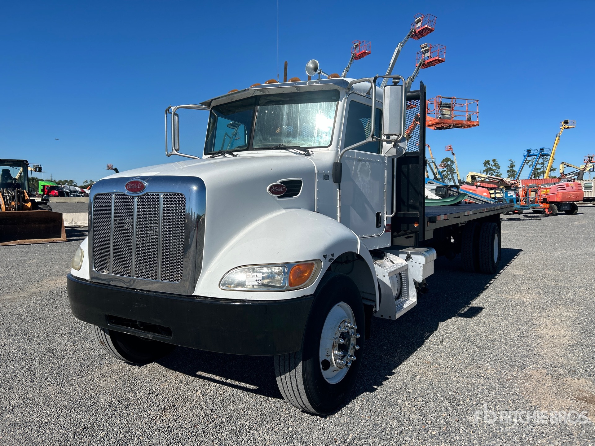 Aspect général with Image, coin avant gauche
