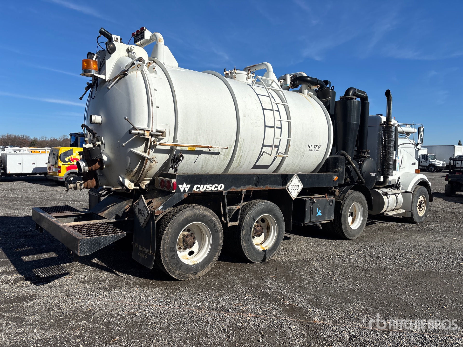 General Appearance with Bild, Ecke hinten rechts