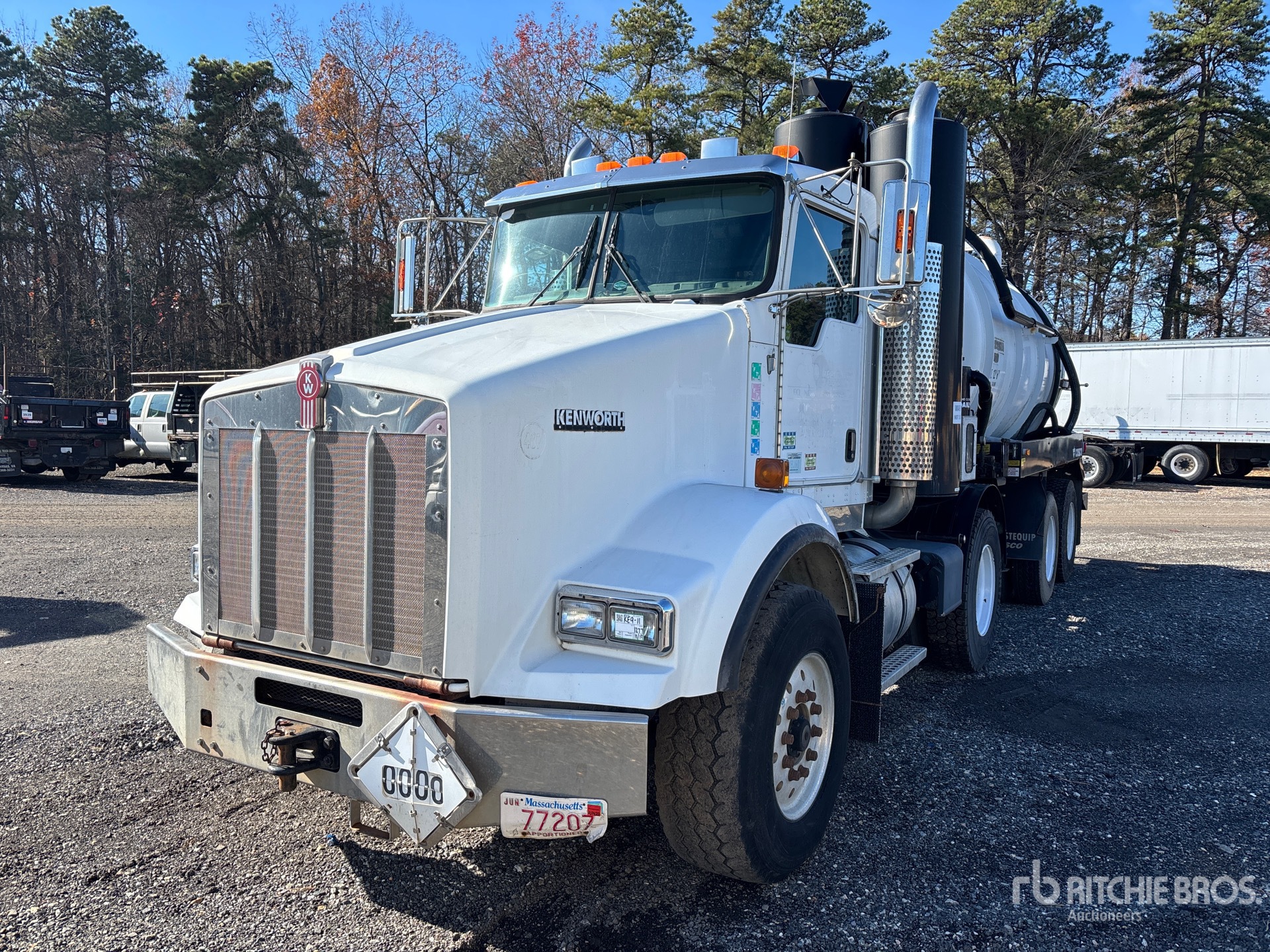 General Appearance with Bild, Ecke vorne links