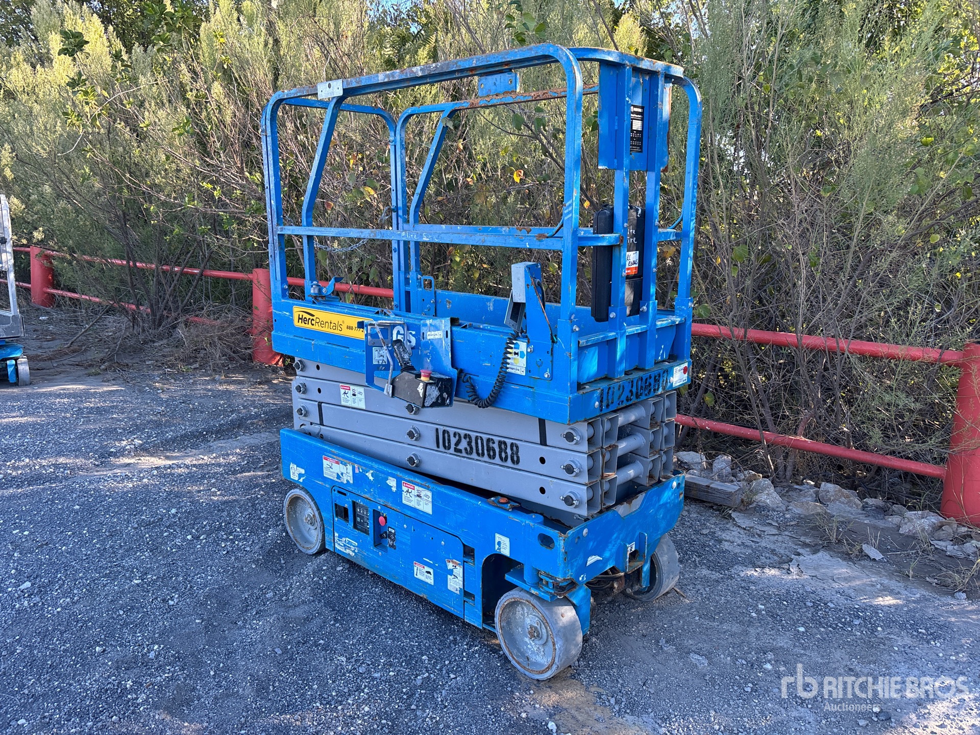 General Appearance with Bild, Ecke vorne rechts