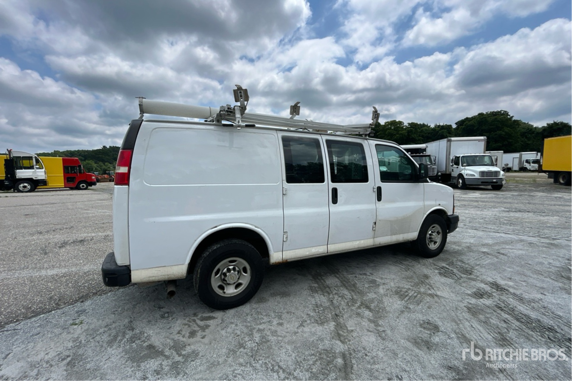 General Appearance with Image, coin arrière droit