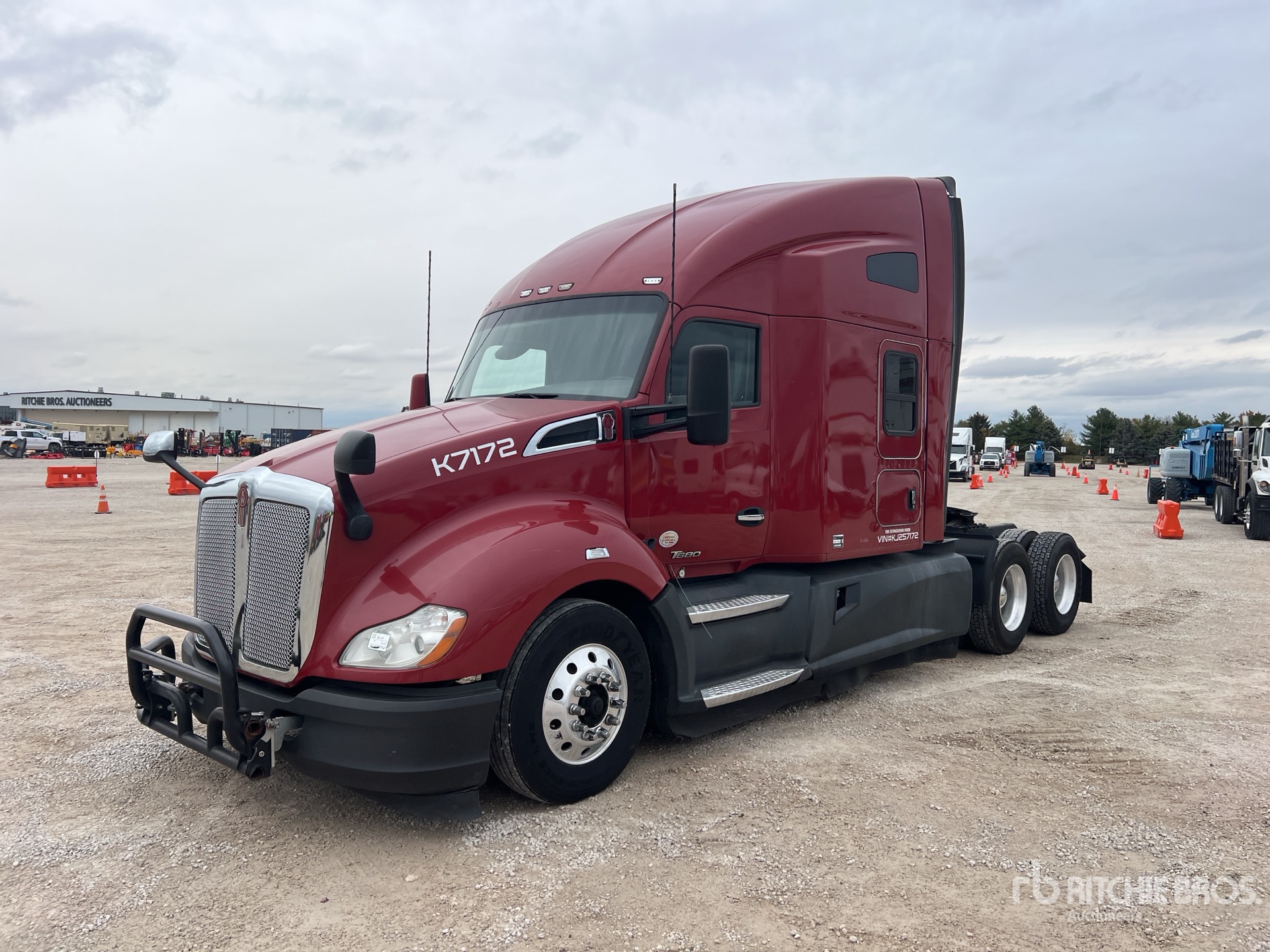 General Appearance with Picture, Left Front Corner