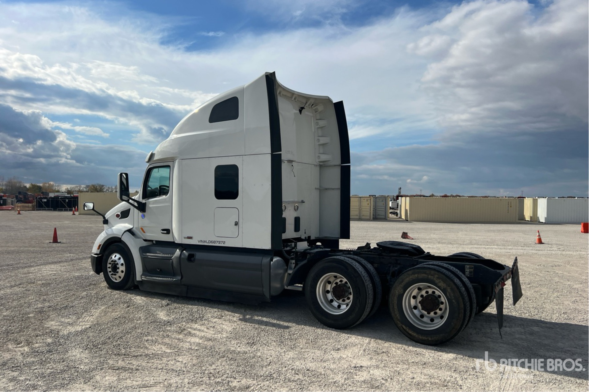 General Appearance with Picture, Left Rear Corner