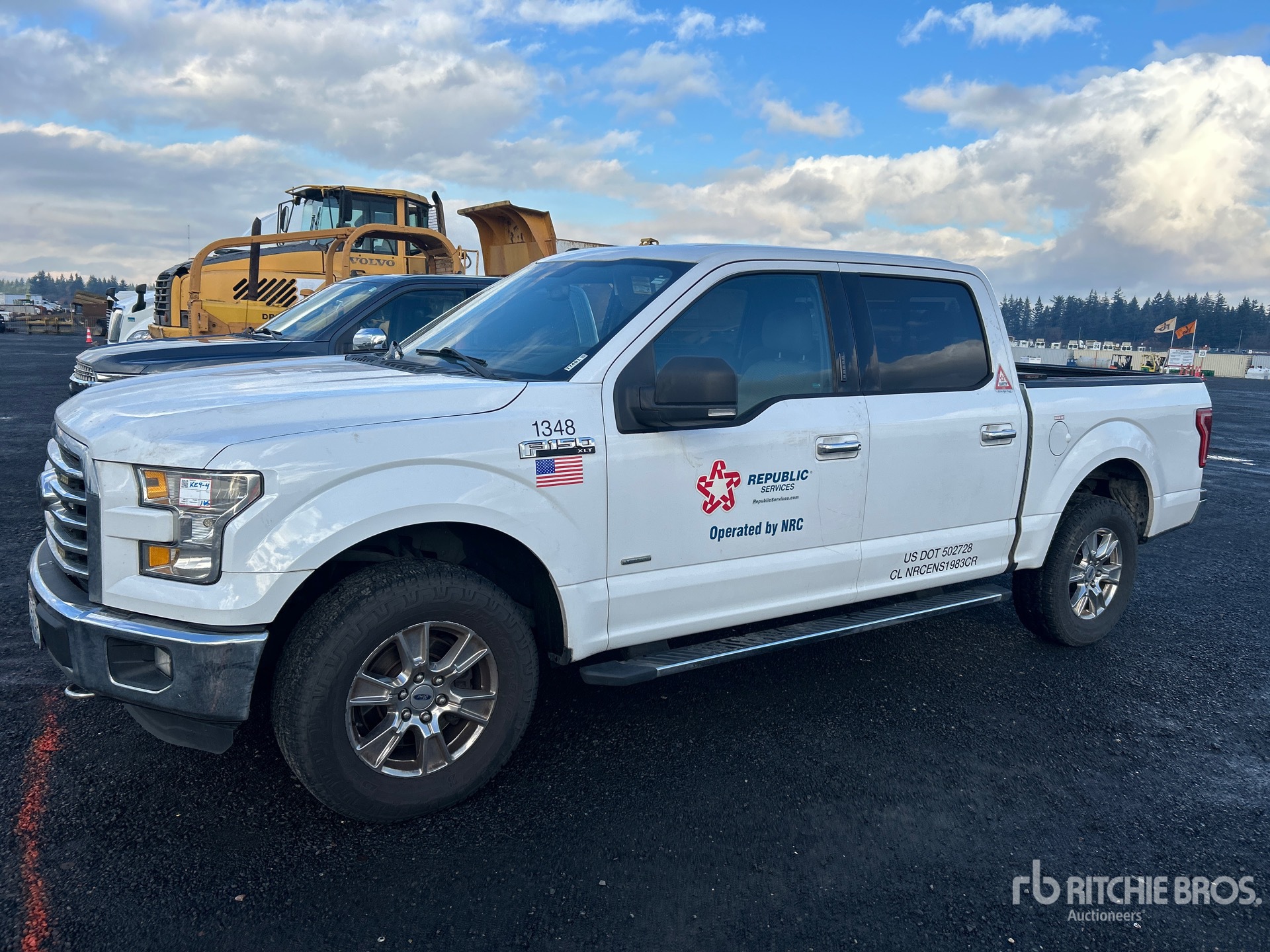 General Appearance with Featured Photo