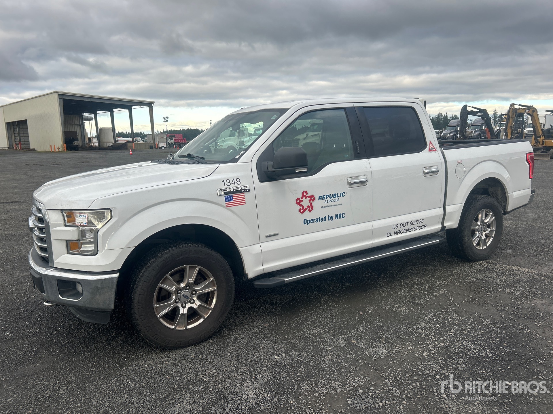 General Appearance with Picture, Left Front Corner