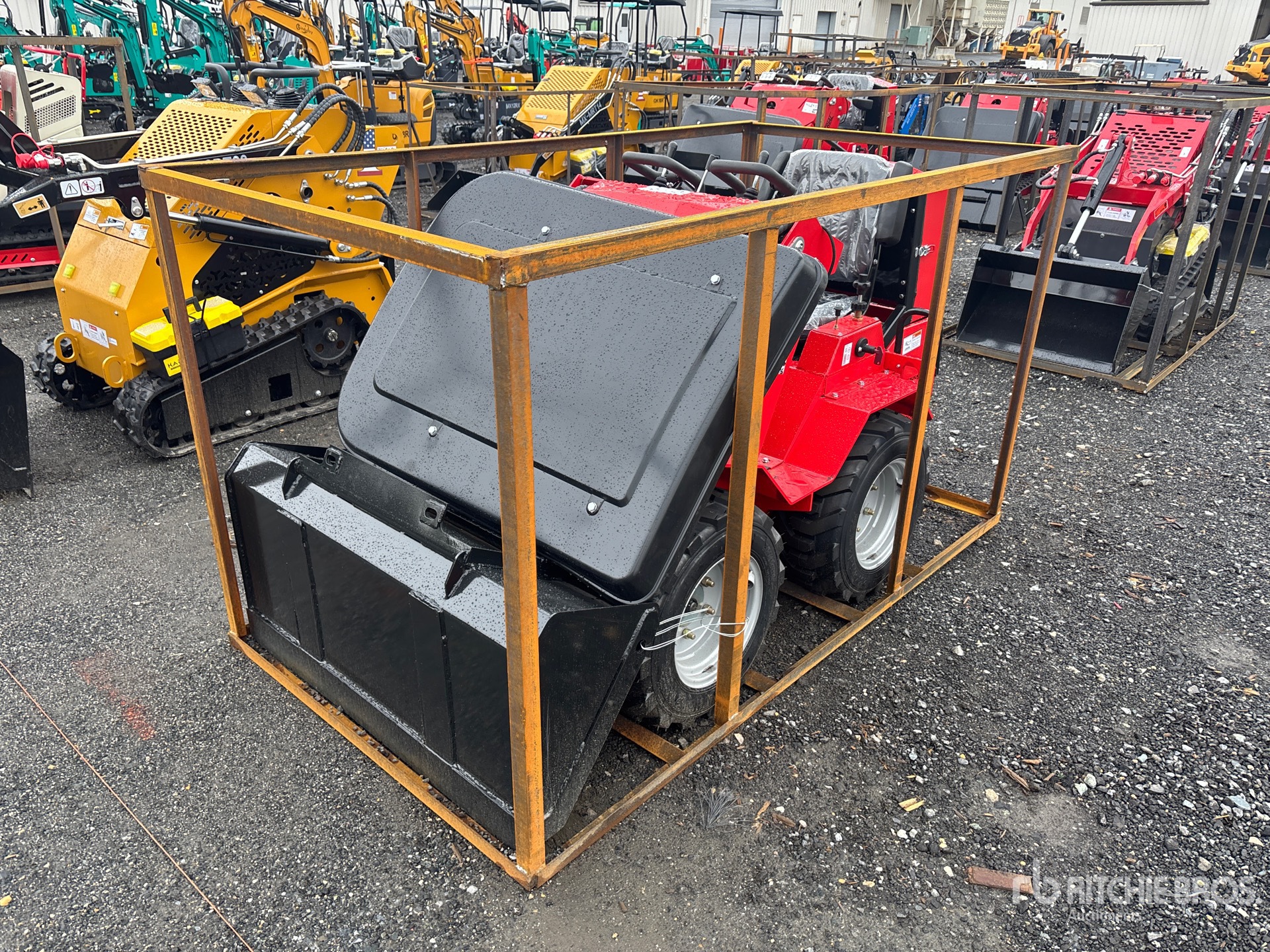 General Appearance with Featured Photo