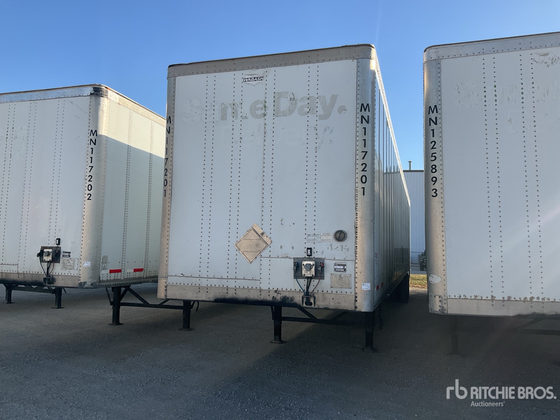 General Appearance with Featured Photo