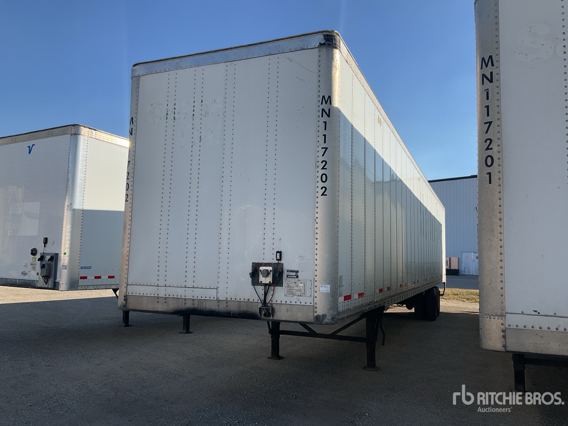 General Appearance with Featured Photo