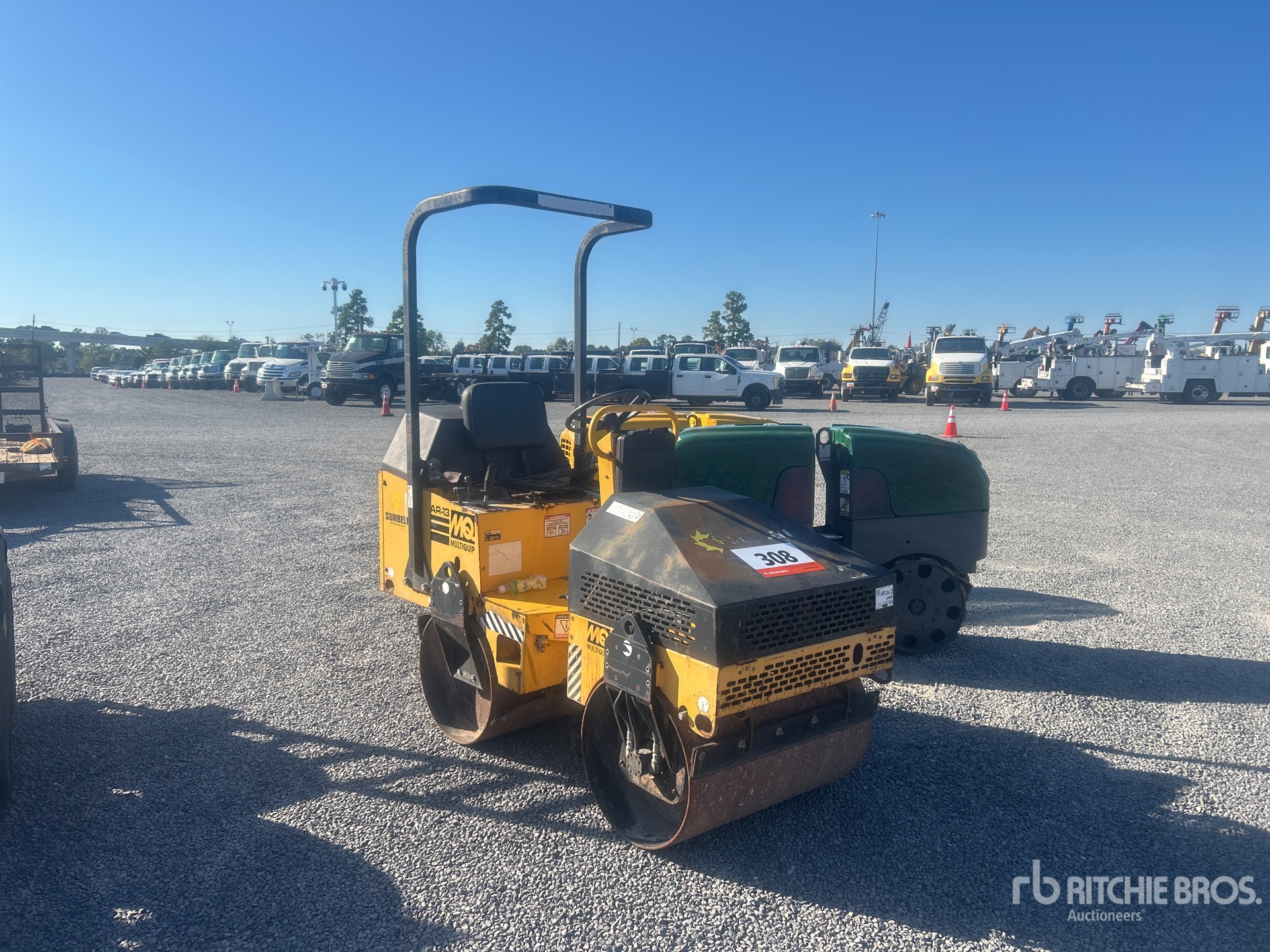 General Appearance with Bild, Ecke vorne rechts